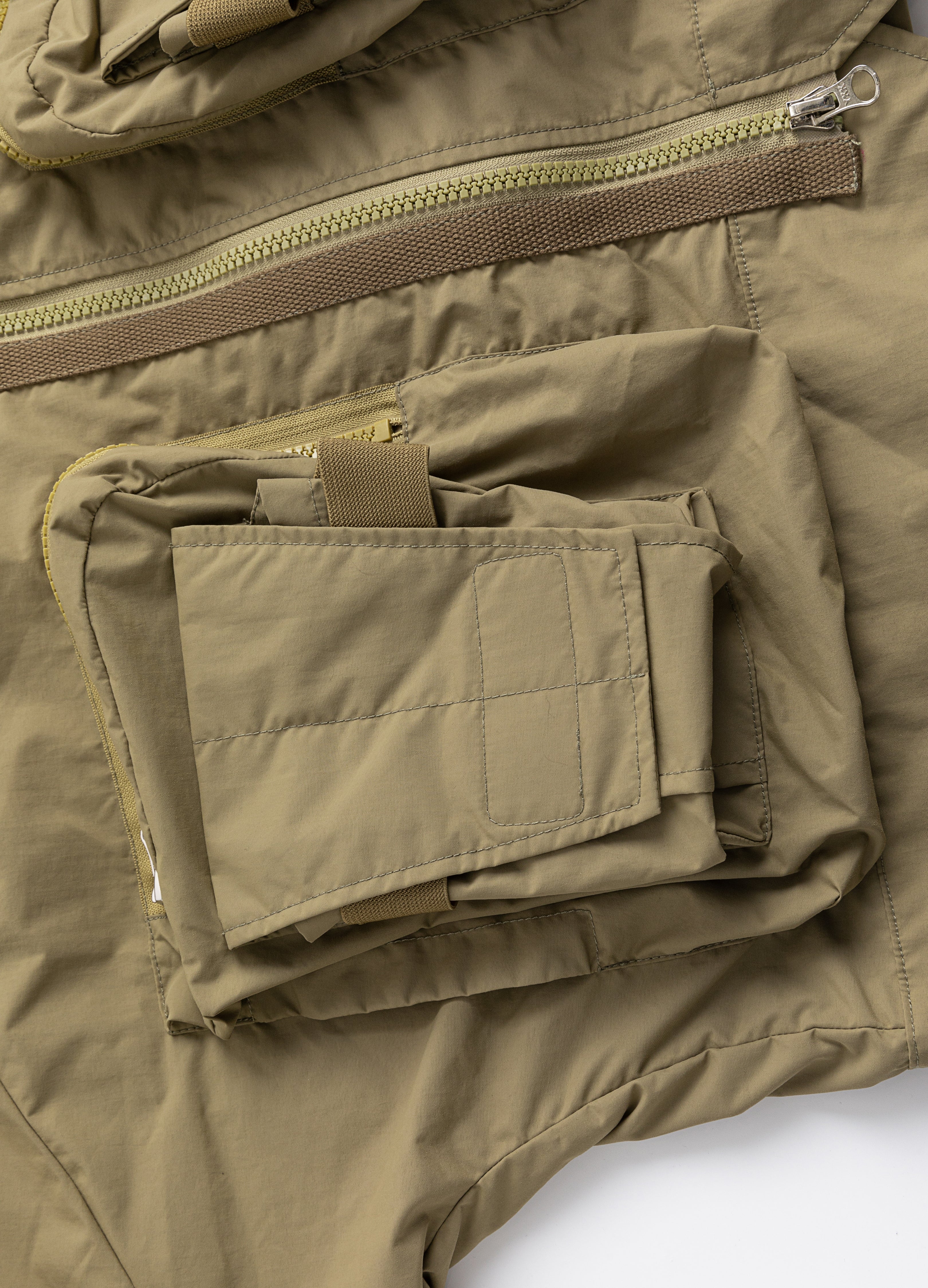 Giacca a vento con cappuccio multifunzionale Wasteland