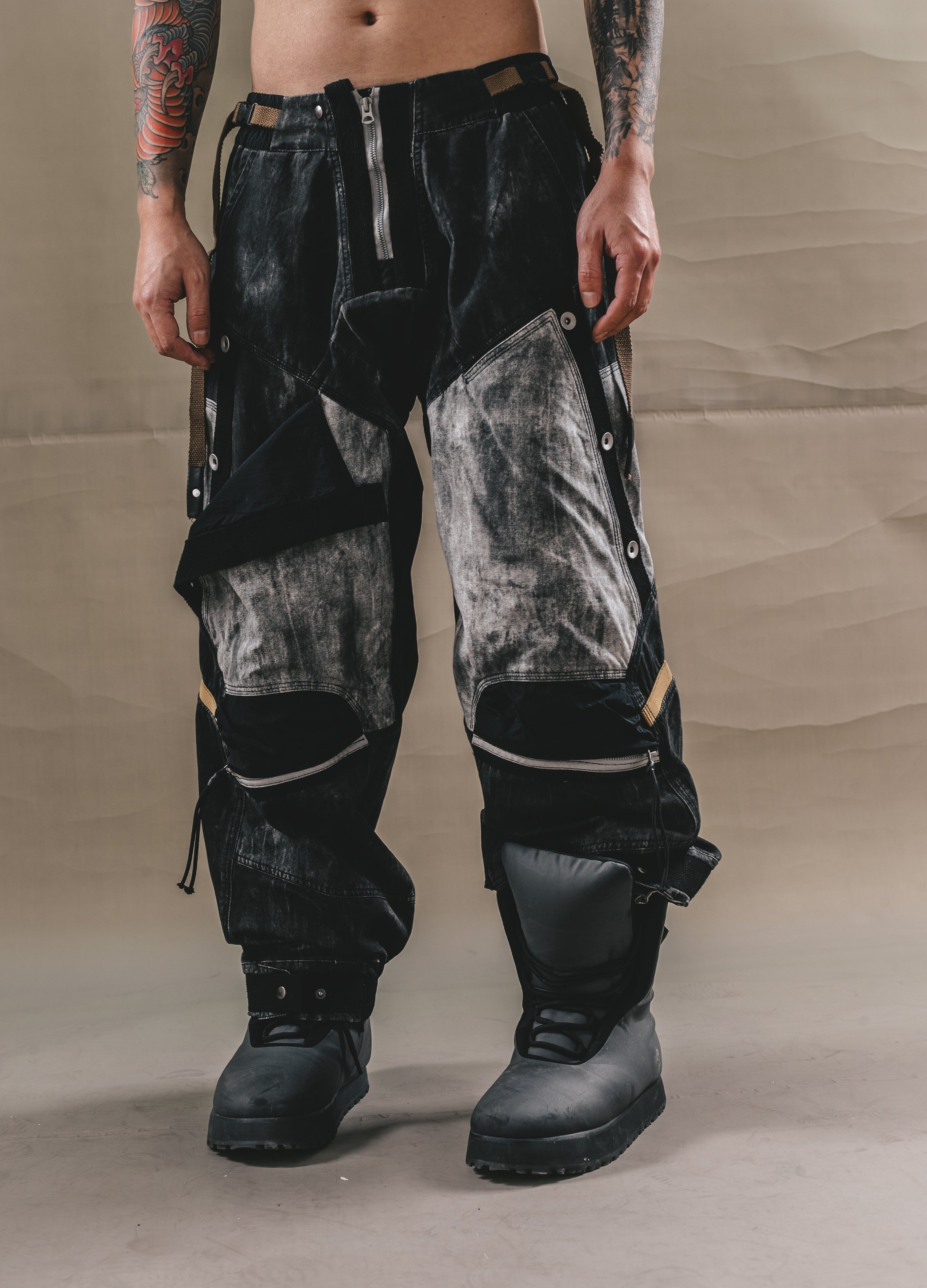 Pantaloni cargo Urban Commando