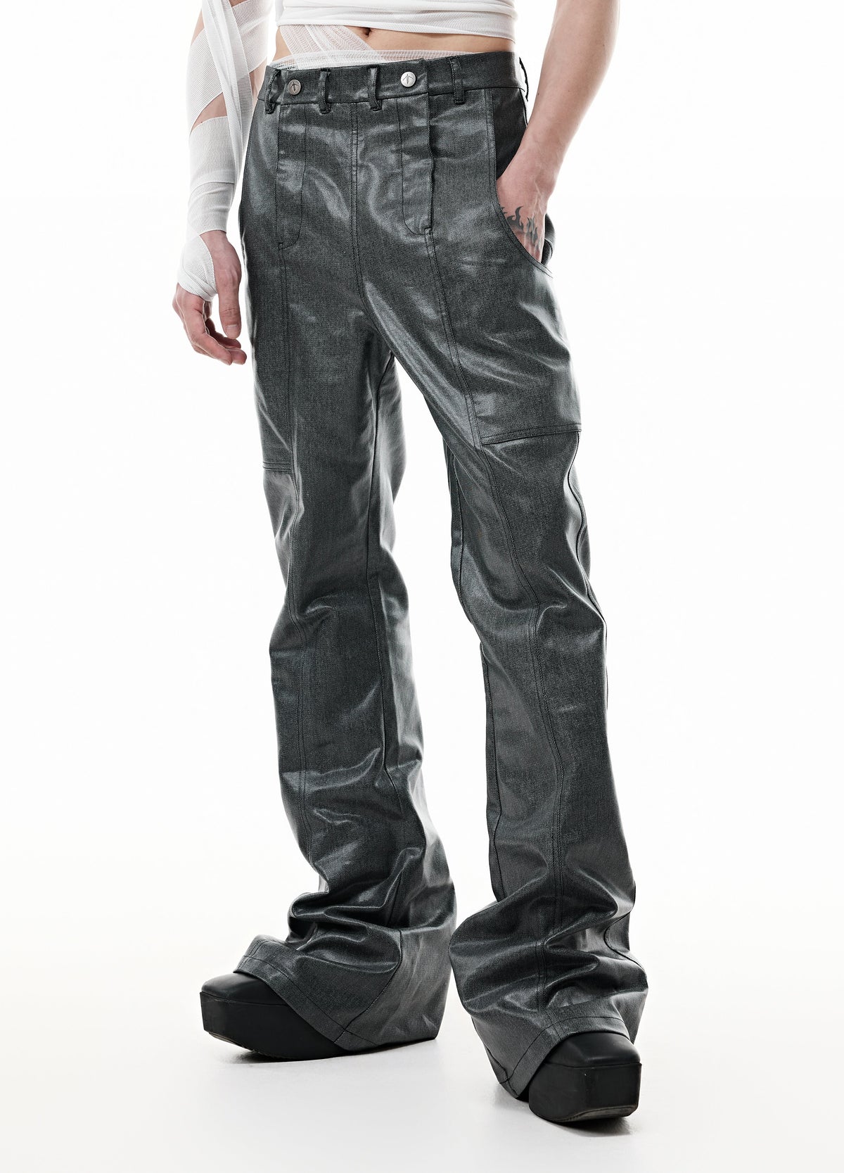 WAXED DRAPE DIVIDED PANTS