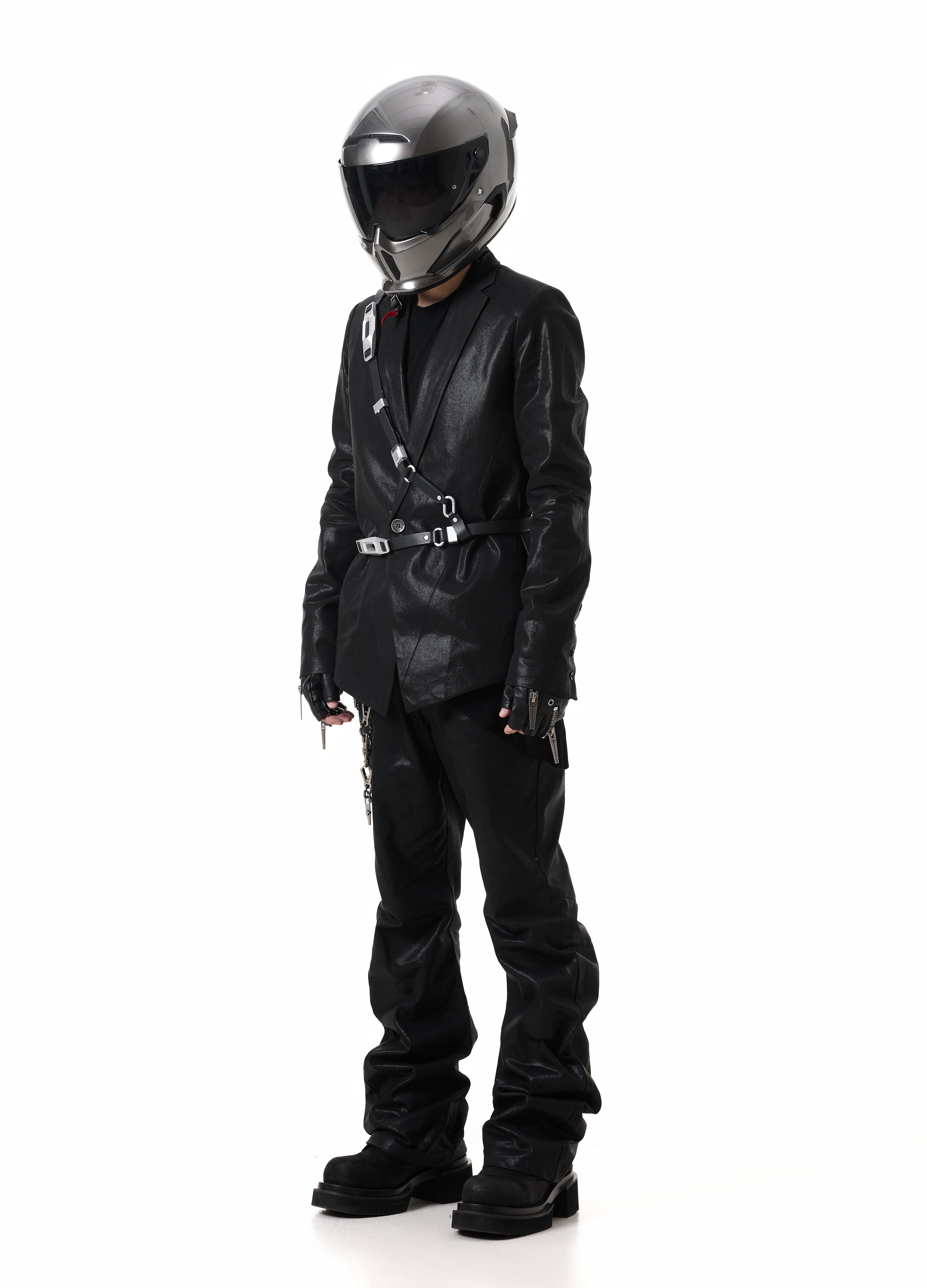 ABITO IN CERA LUCENTE