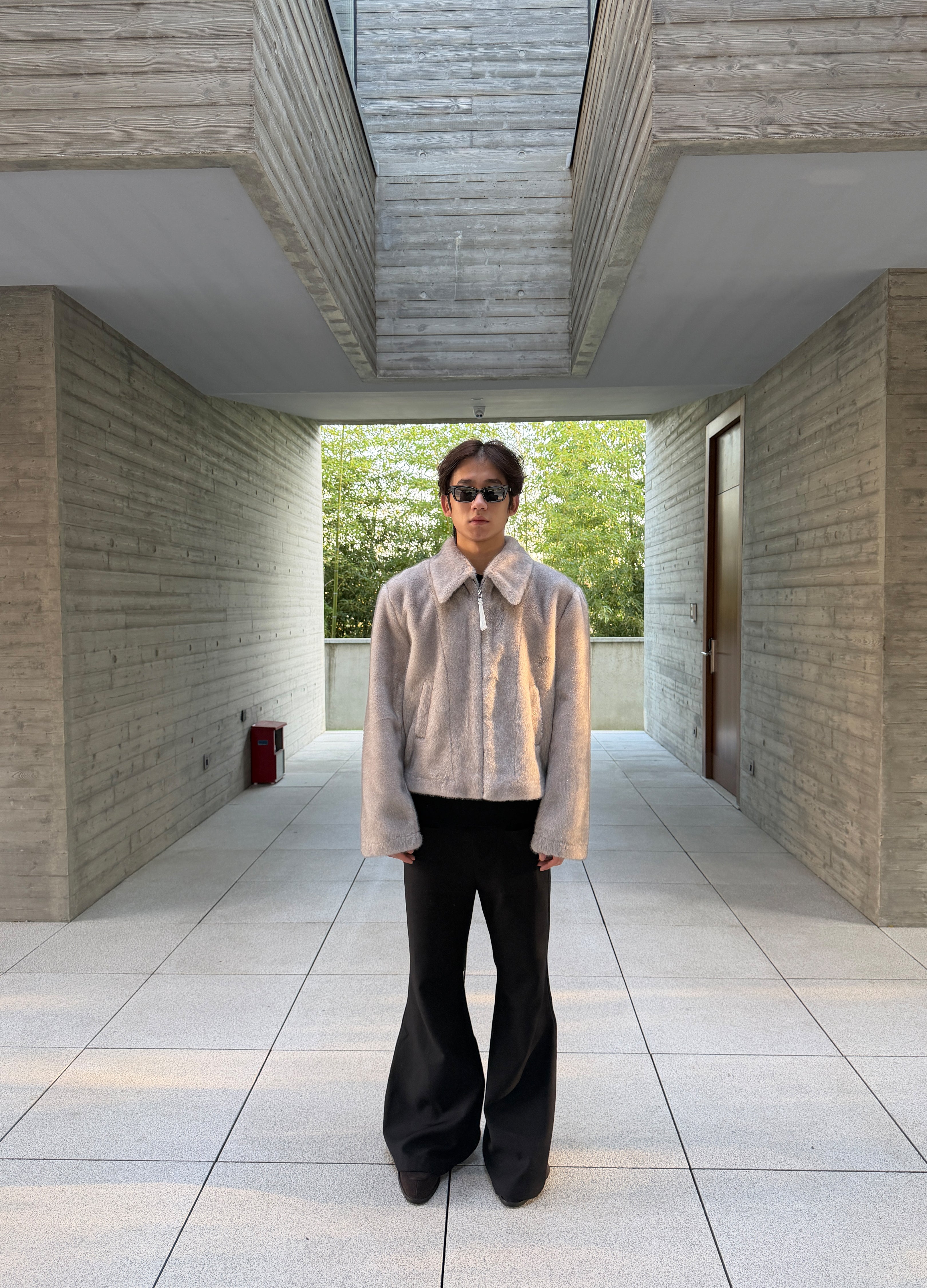 DEKONSTRUKTIONIERTER BLAZER MIT SPITZREVERS