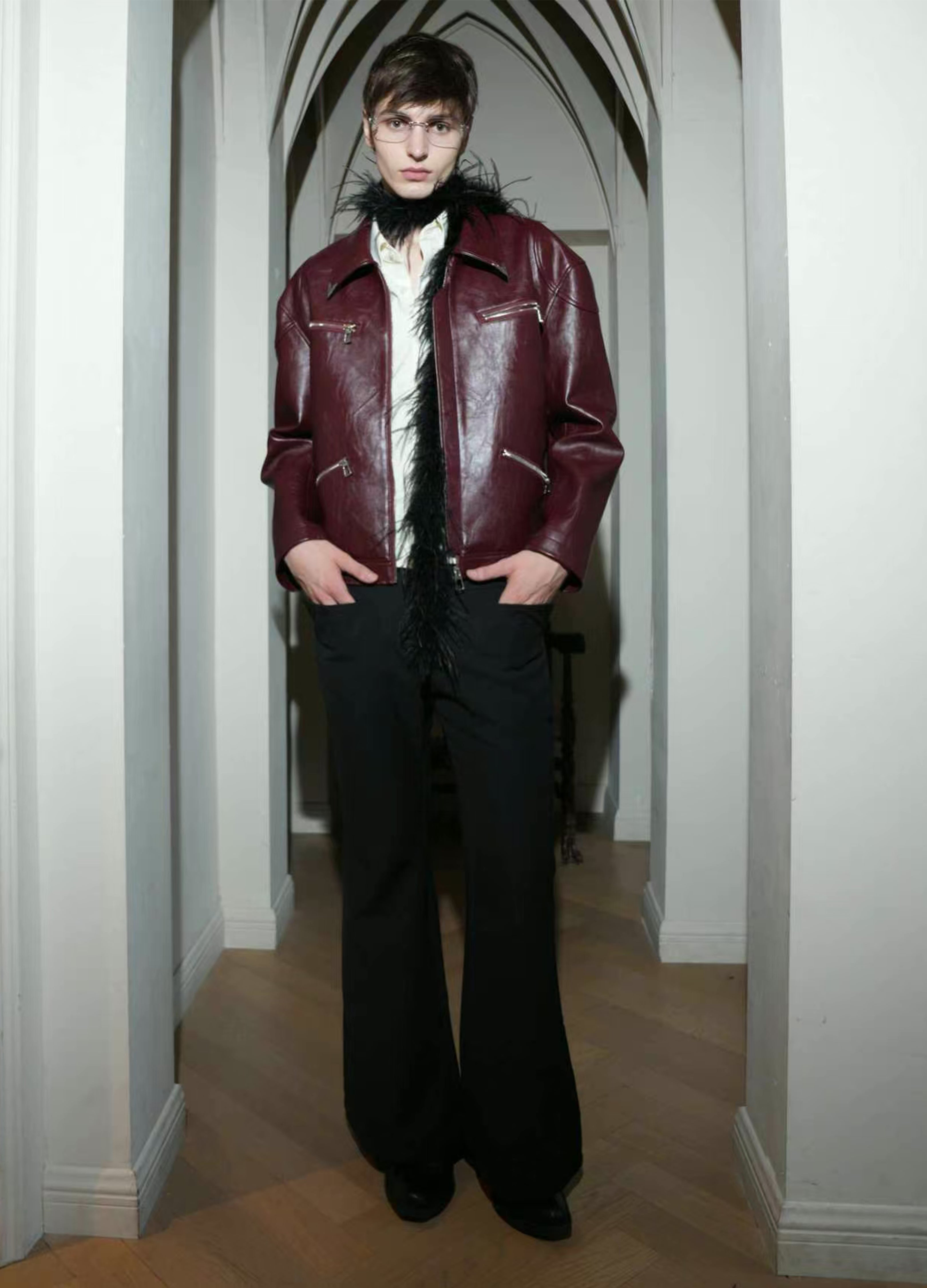 DEKONSTRUKTIONIERTER BLAZER MIT SPITZREVERS