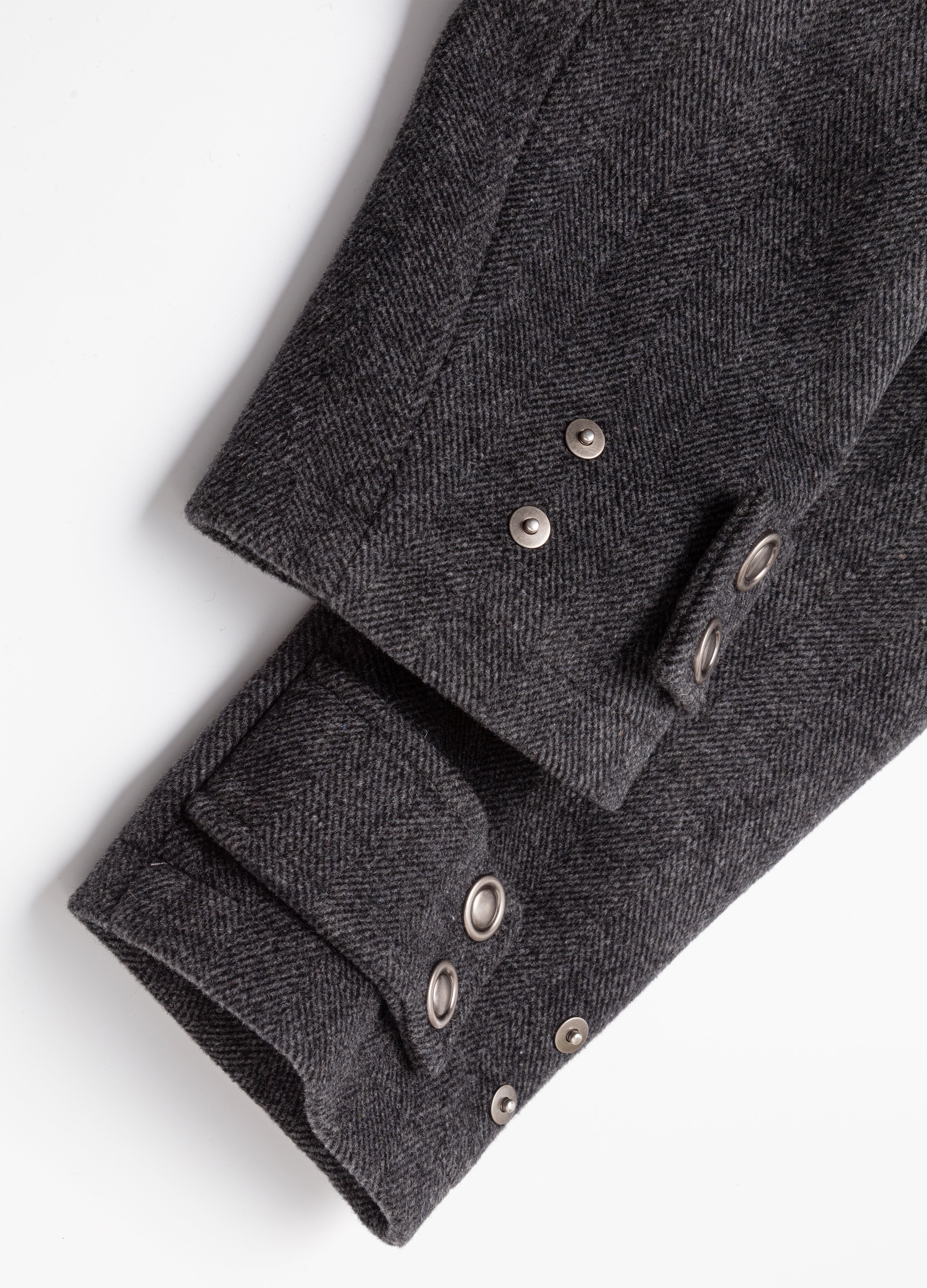 25FW BELTED STRUCTURED WOOL COAT