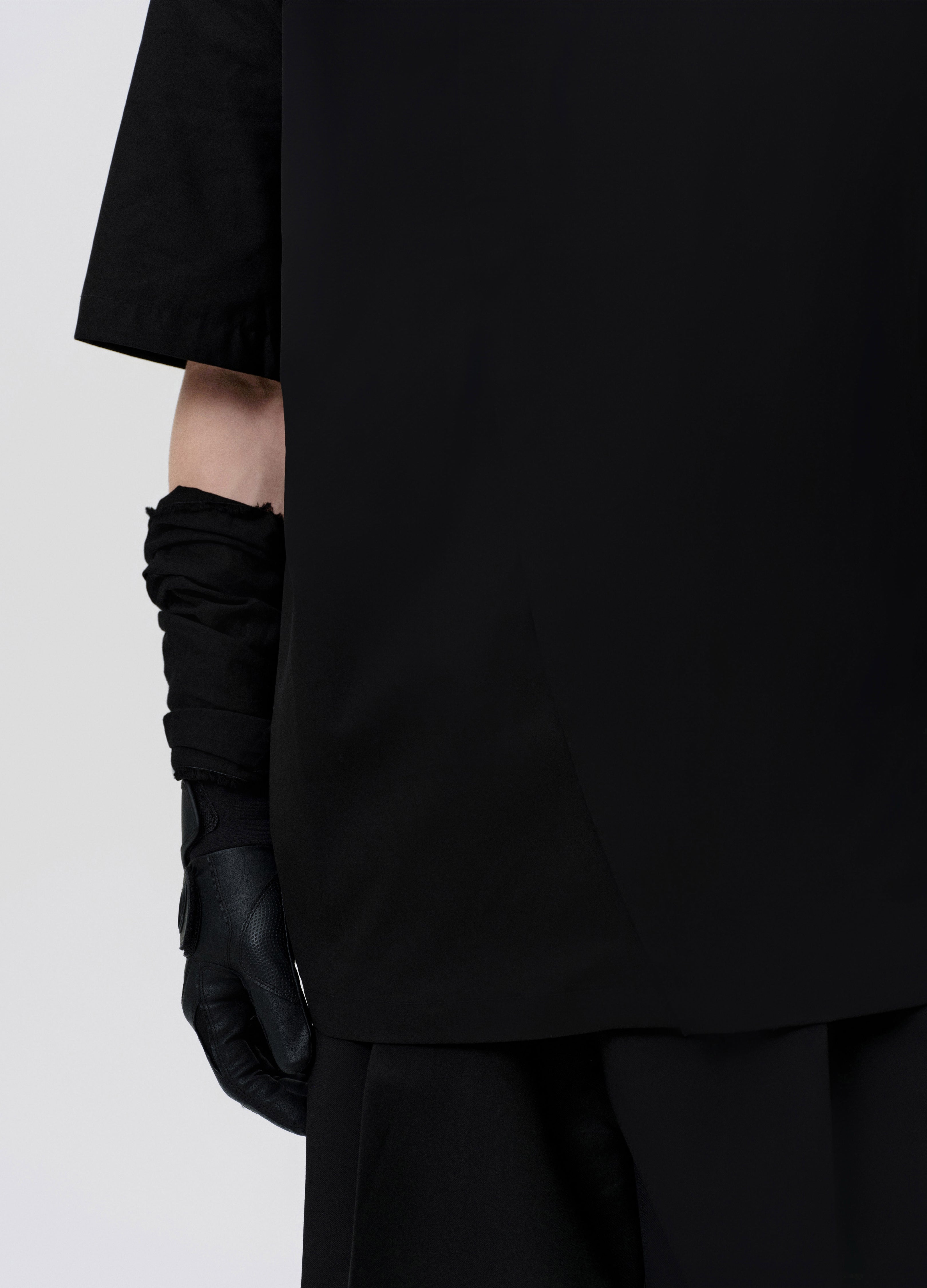 CAMICIA CORE SHIELD ASYMMETRY 25SS