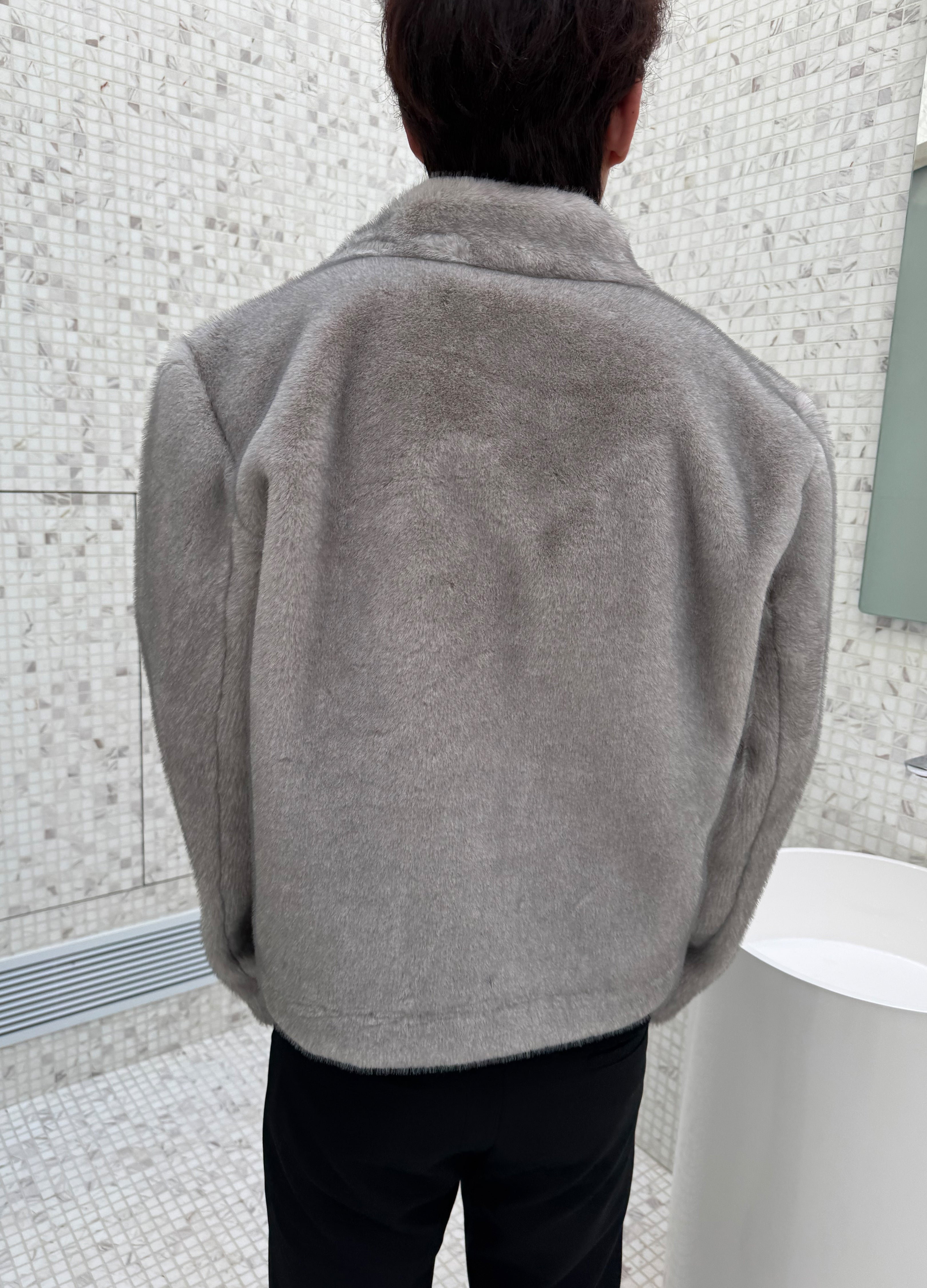 DEKONSTRUKTIONIERTER BLAZER MIT SPITZREVERS