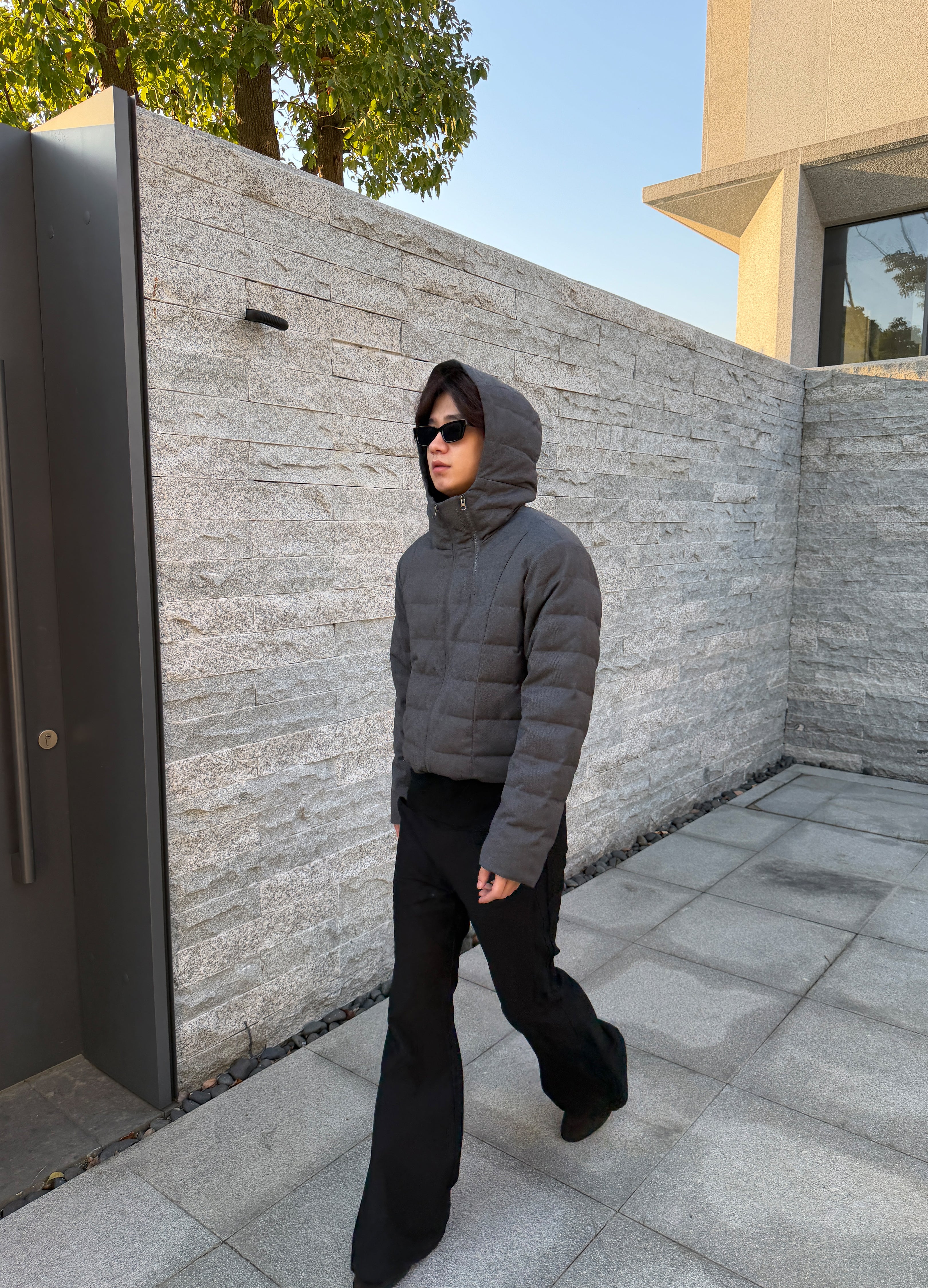 DEKONSTRUKTIONIERTER BLAZER MIT SPITZREVERS