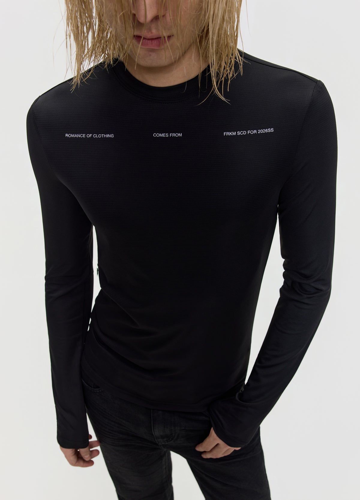 26FW PERFORMANCE TEE