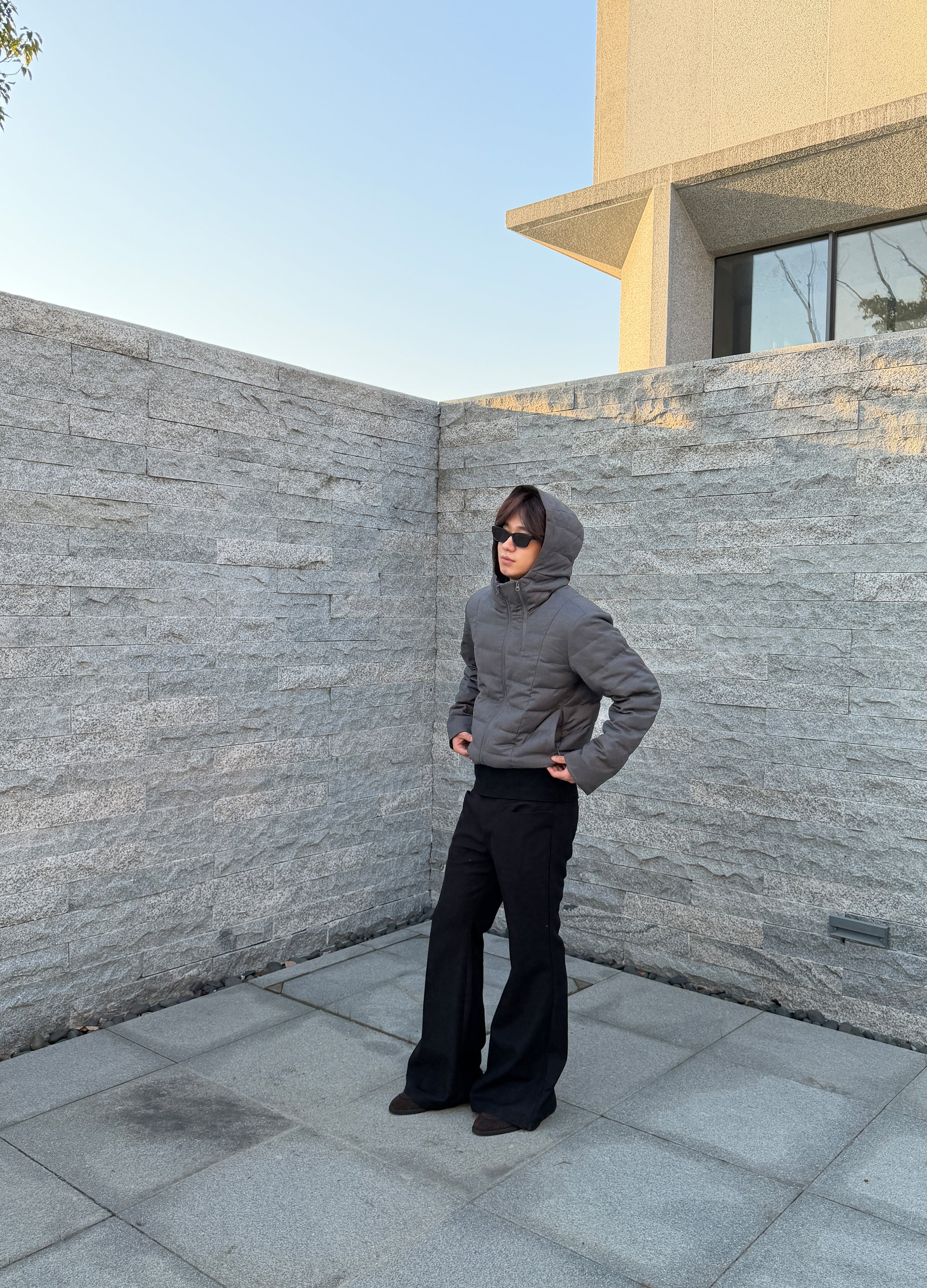 DEKONSTRUKTIONIERTER BLAZER MIT SPITZREVERS