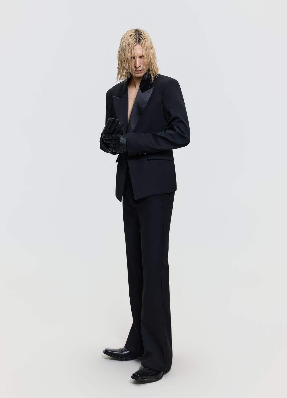 FRKM SCD 26FW black contrast peak-lapel blazer — product view 4