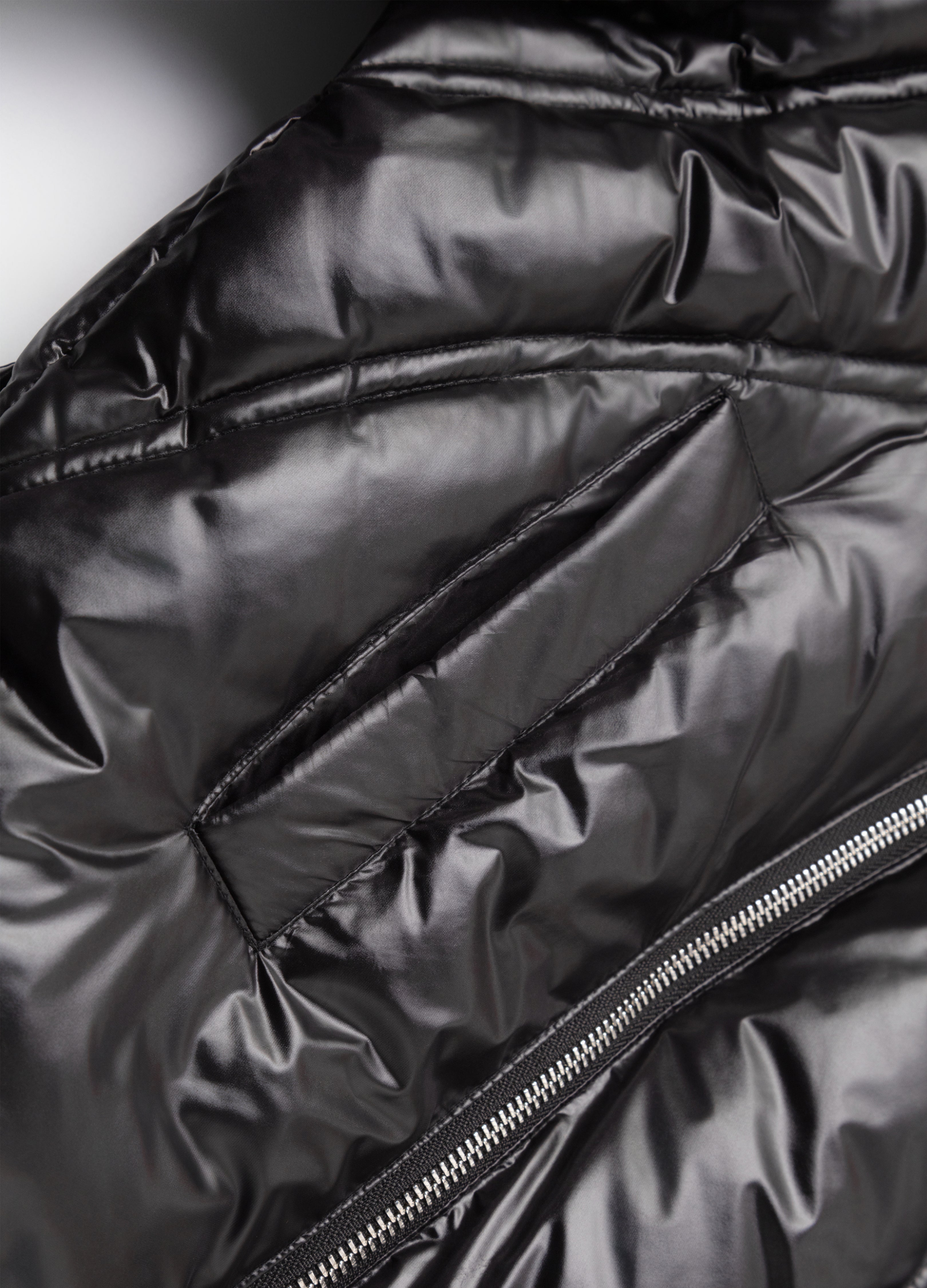 25FW ARC CUT DOWN PUFFER