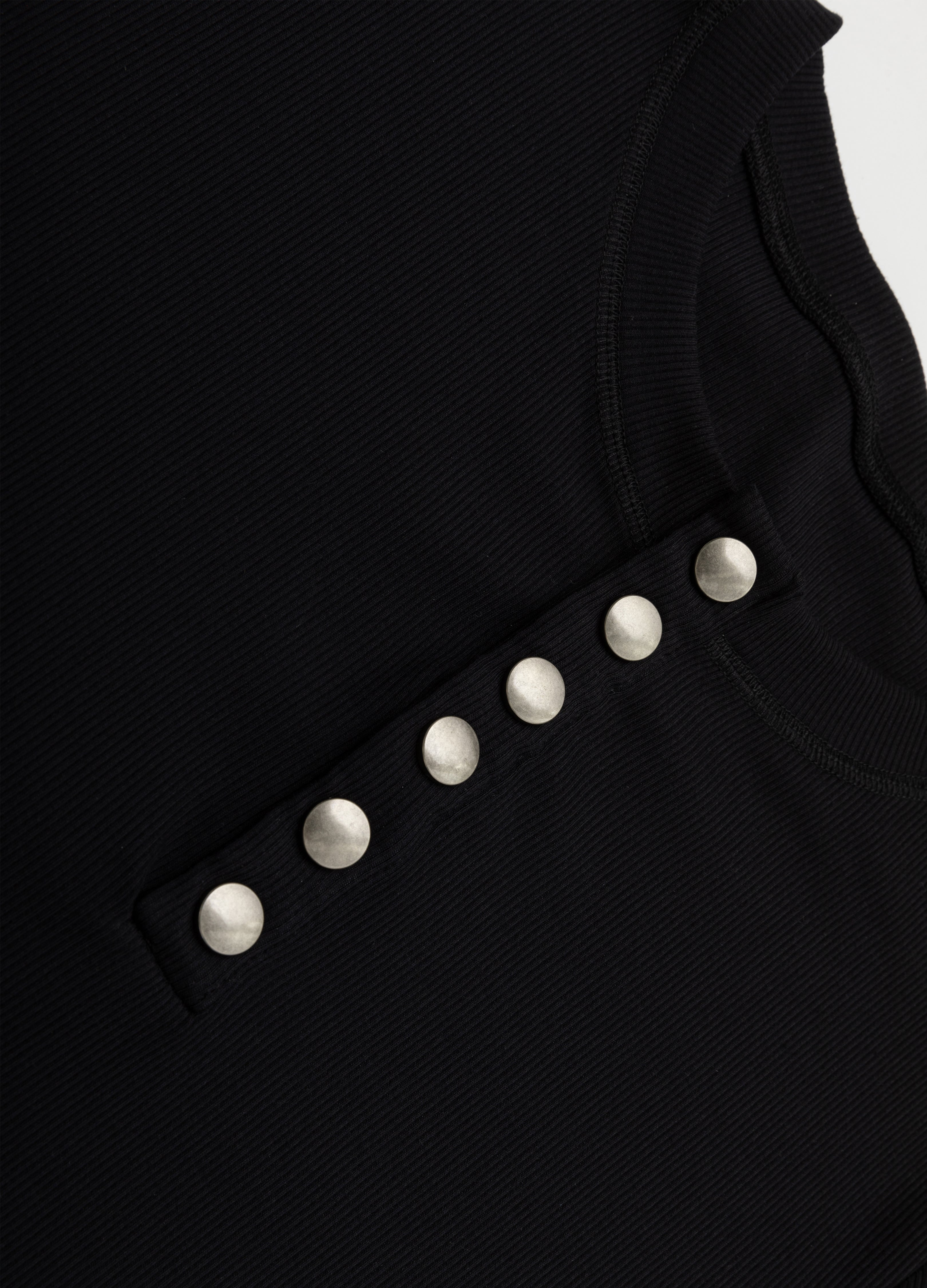 26SS HENLEY METAL FIT TEE