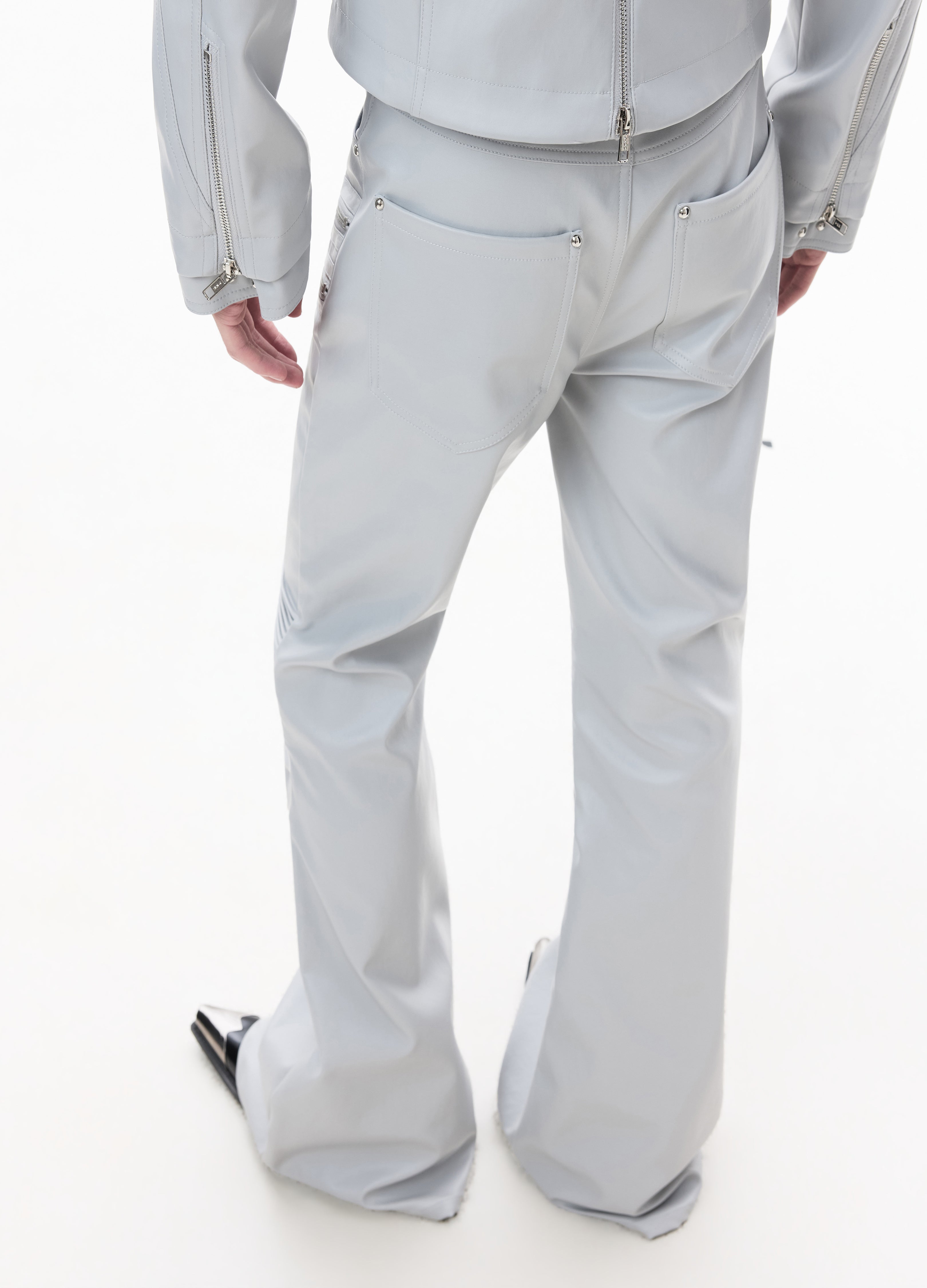 26SS LIGHT ARMORED ZIP FLARE PANTS