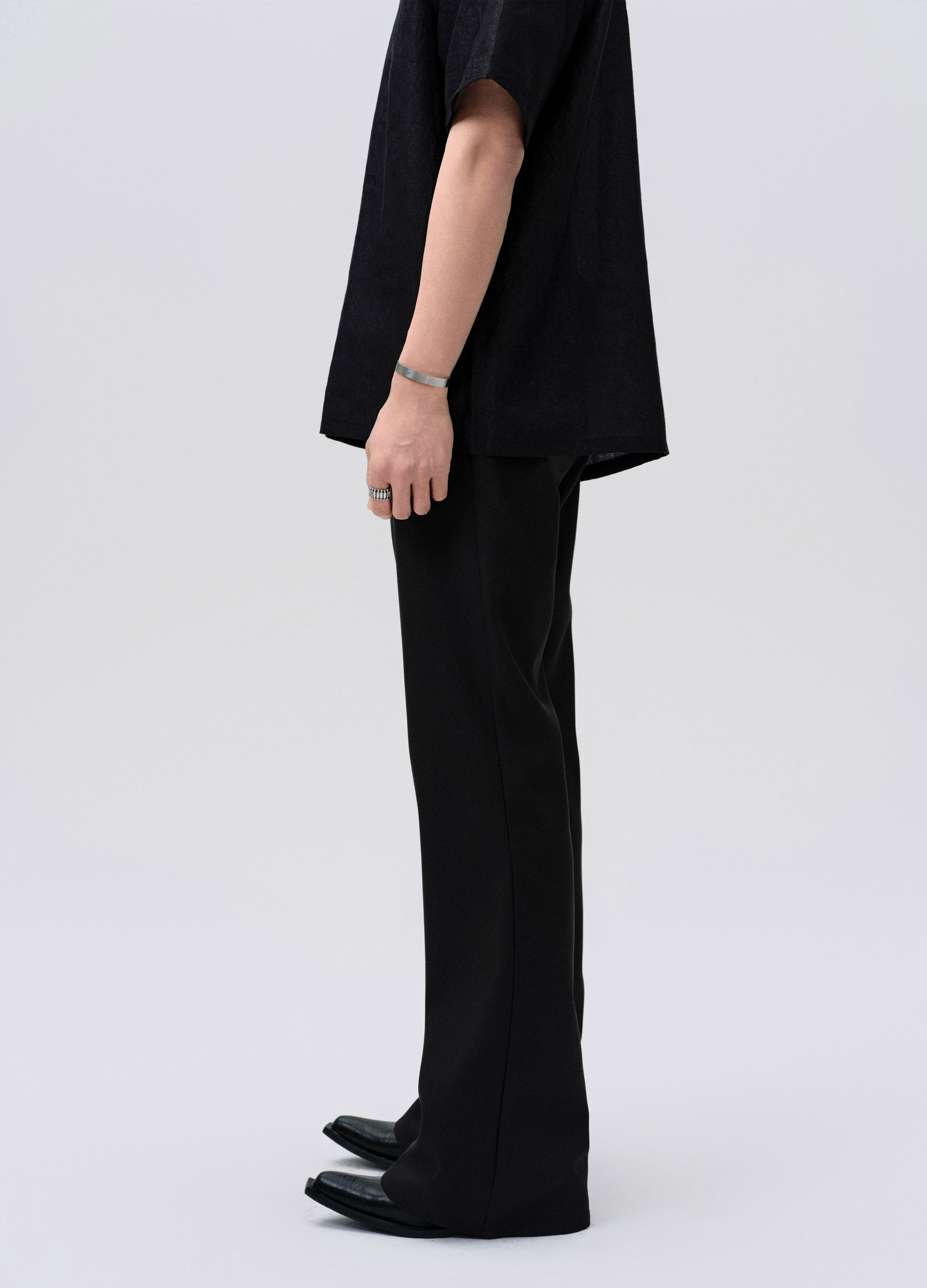 PANTALONI TAGLIO A LINEA STEALTH 25SS