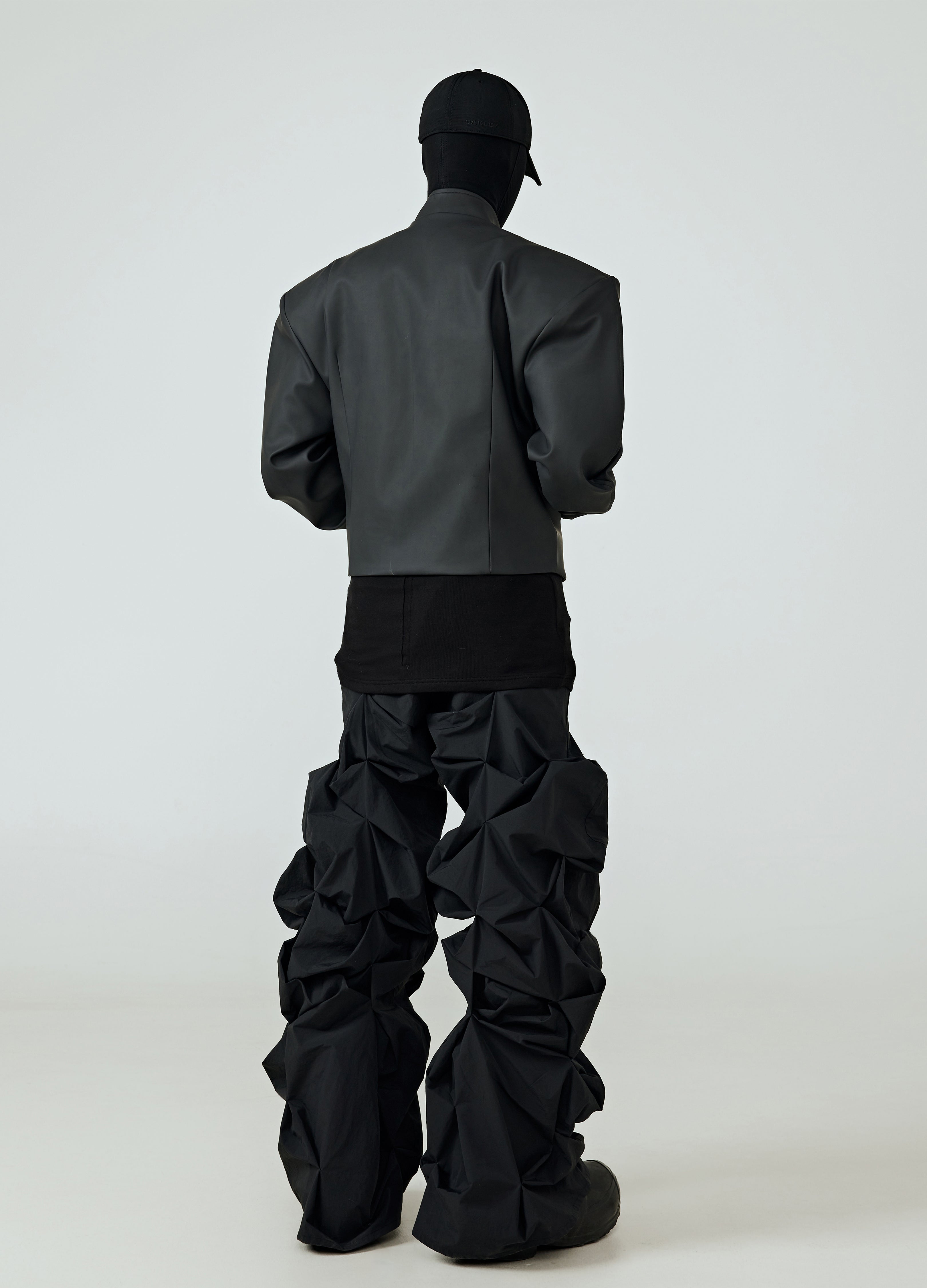 GIACCA A SPALLE LARGHE OPACA 25SS