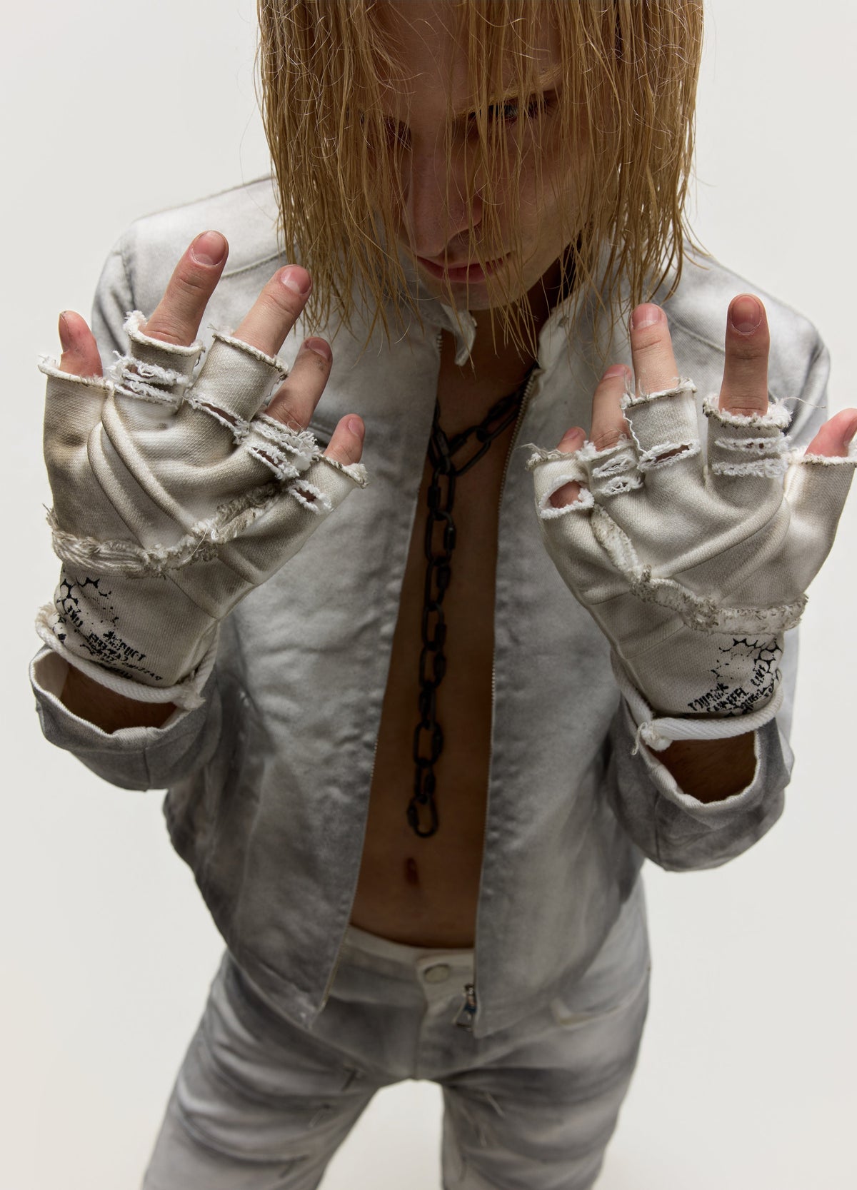 26FW SLASH WASH FINGERLESS GLOVES
