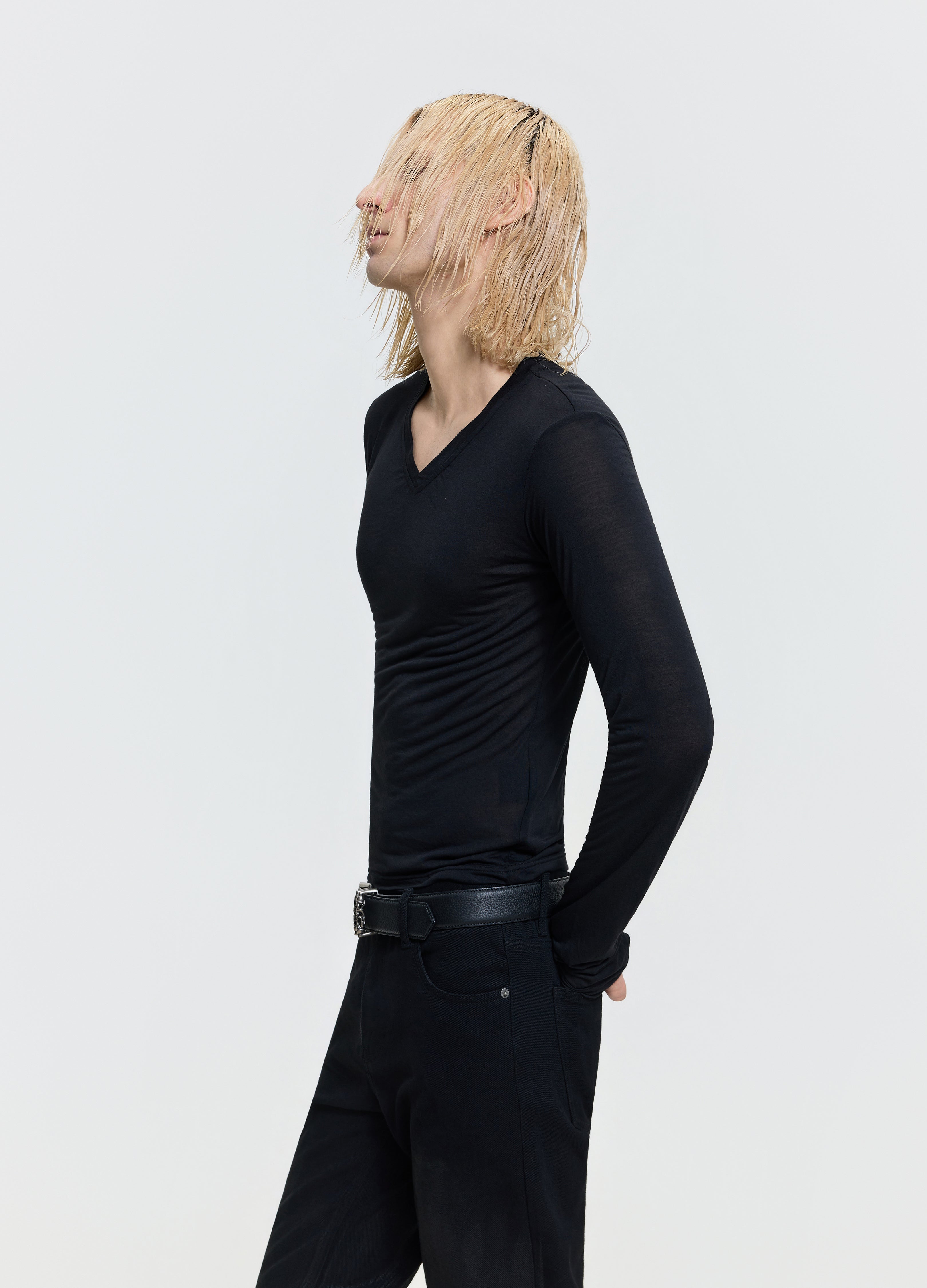 26FW SHEER V-NECK TEE