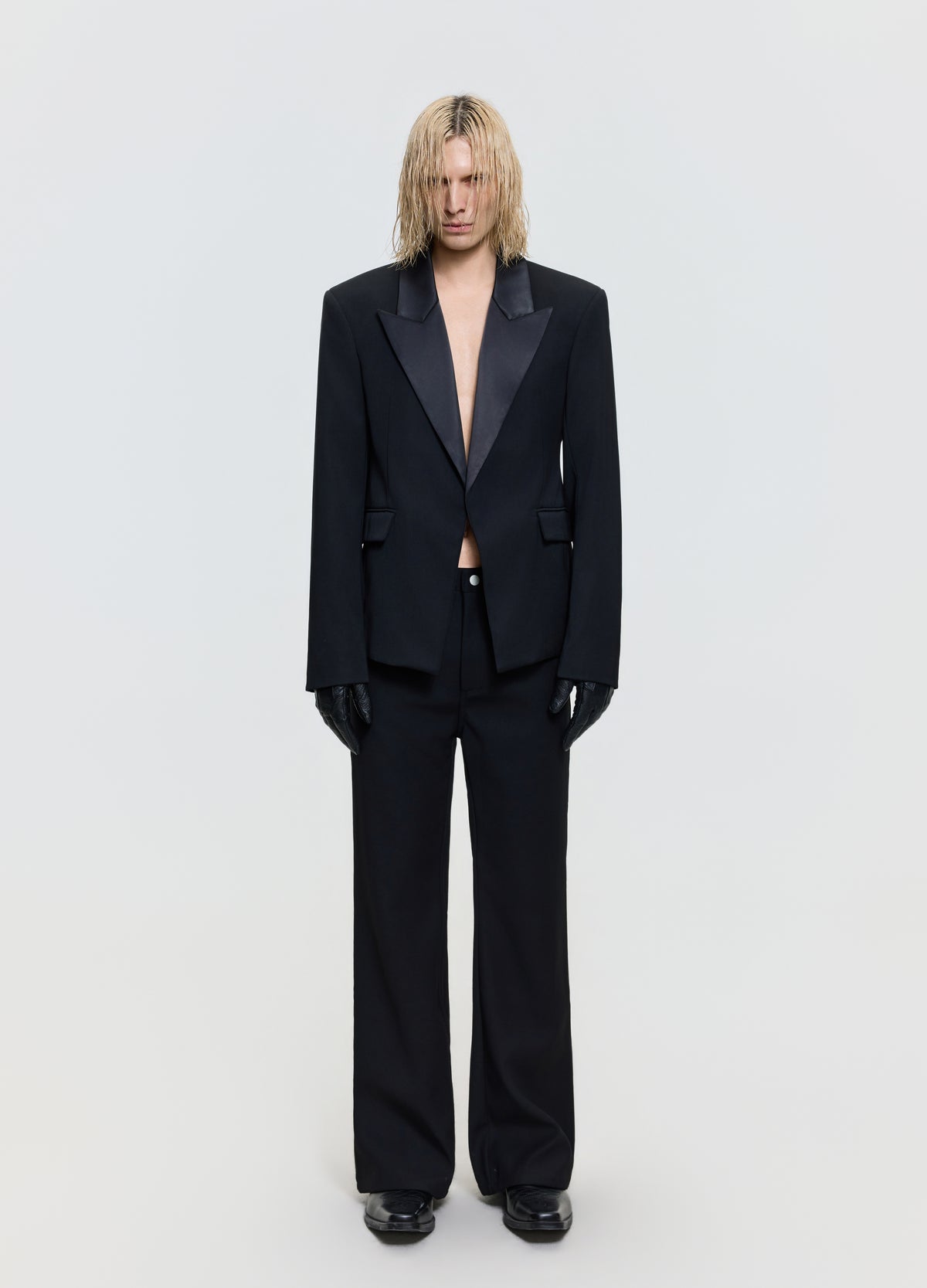 FRKM SCD 26FW black contrast peak-lapel blazer — product view 1