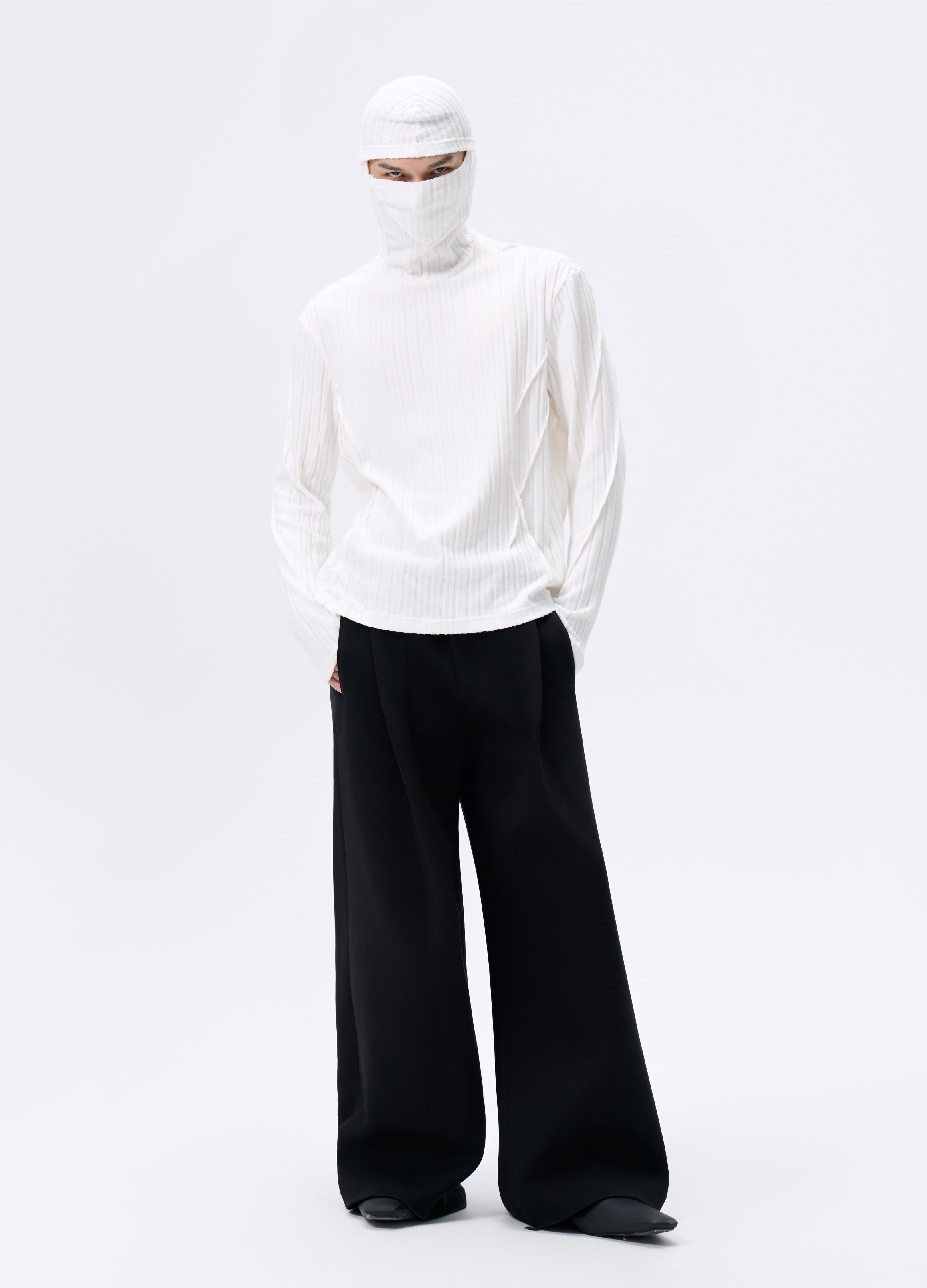 FELPA CON CAPPUCCIO IN MAGLIA A RIGHE MASCHERA 25FW