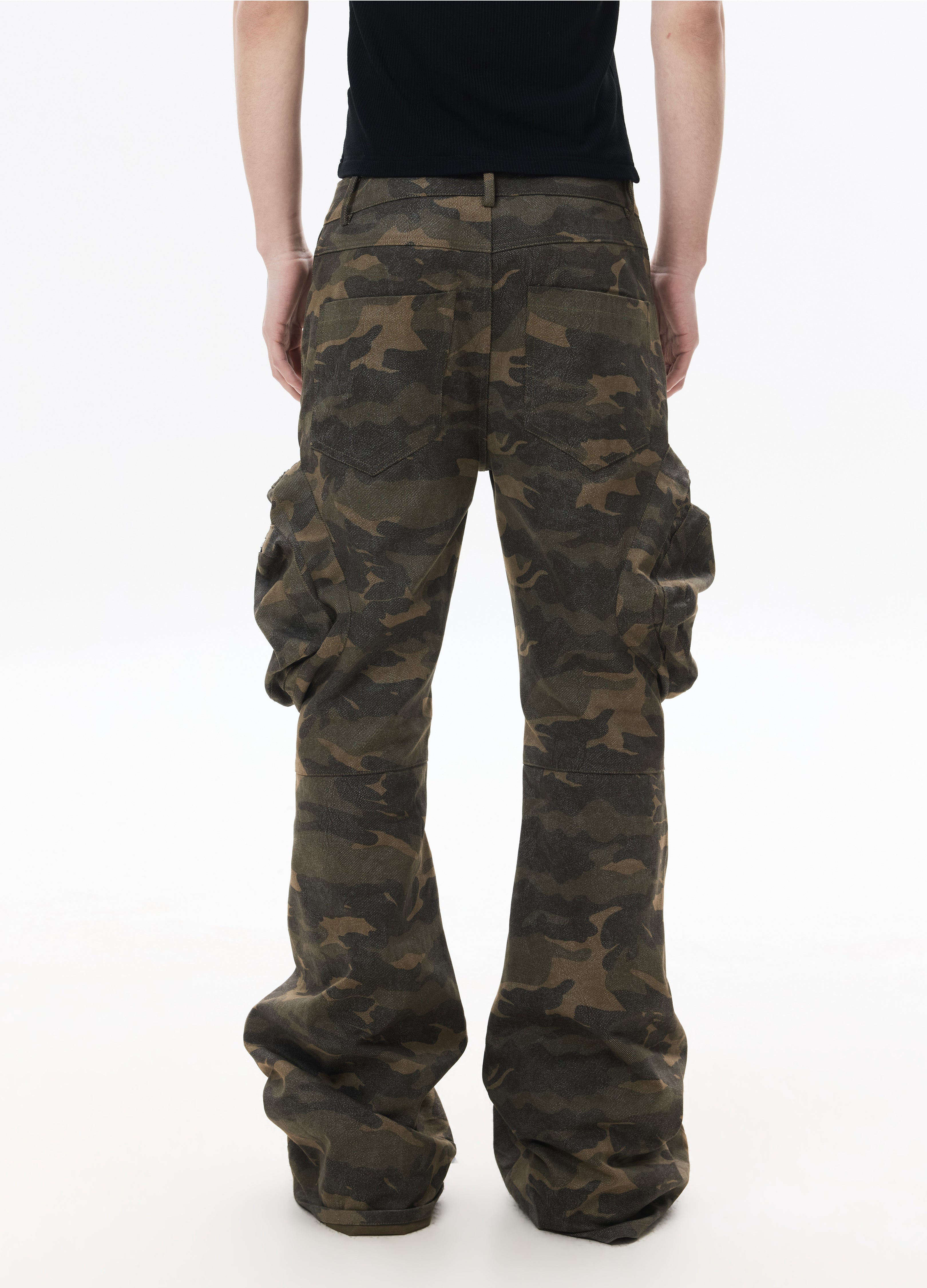 PANTALONI LARGHI TAGLIO BANANA 25FW