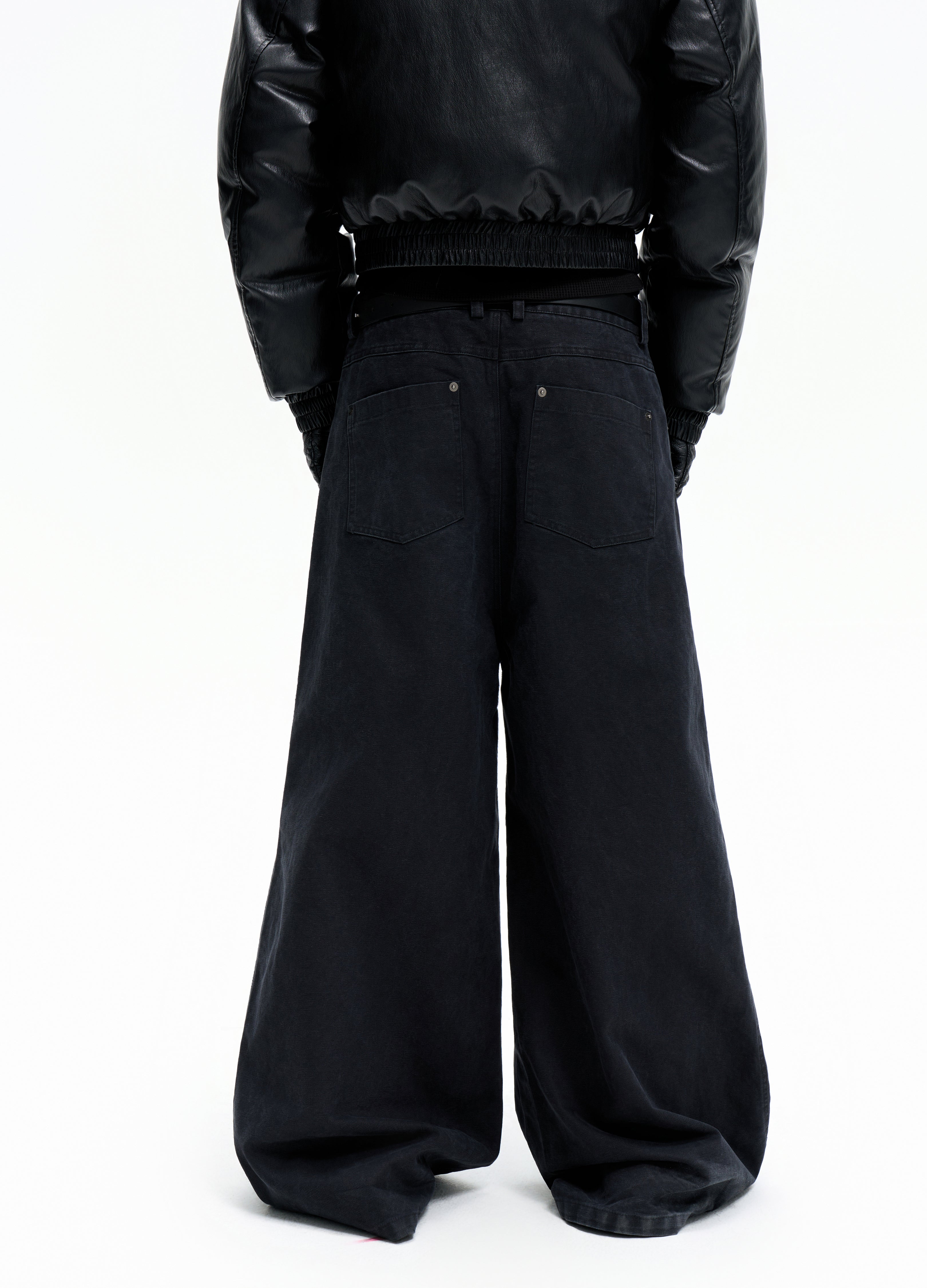 25FW WASHED BLACK BAGGY DENIM