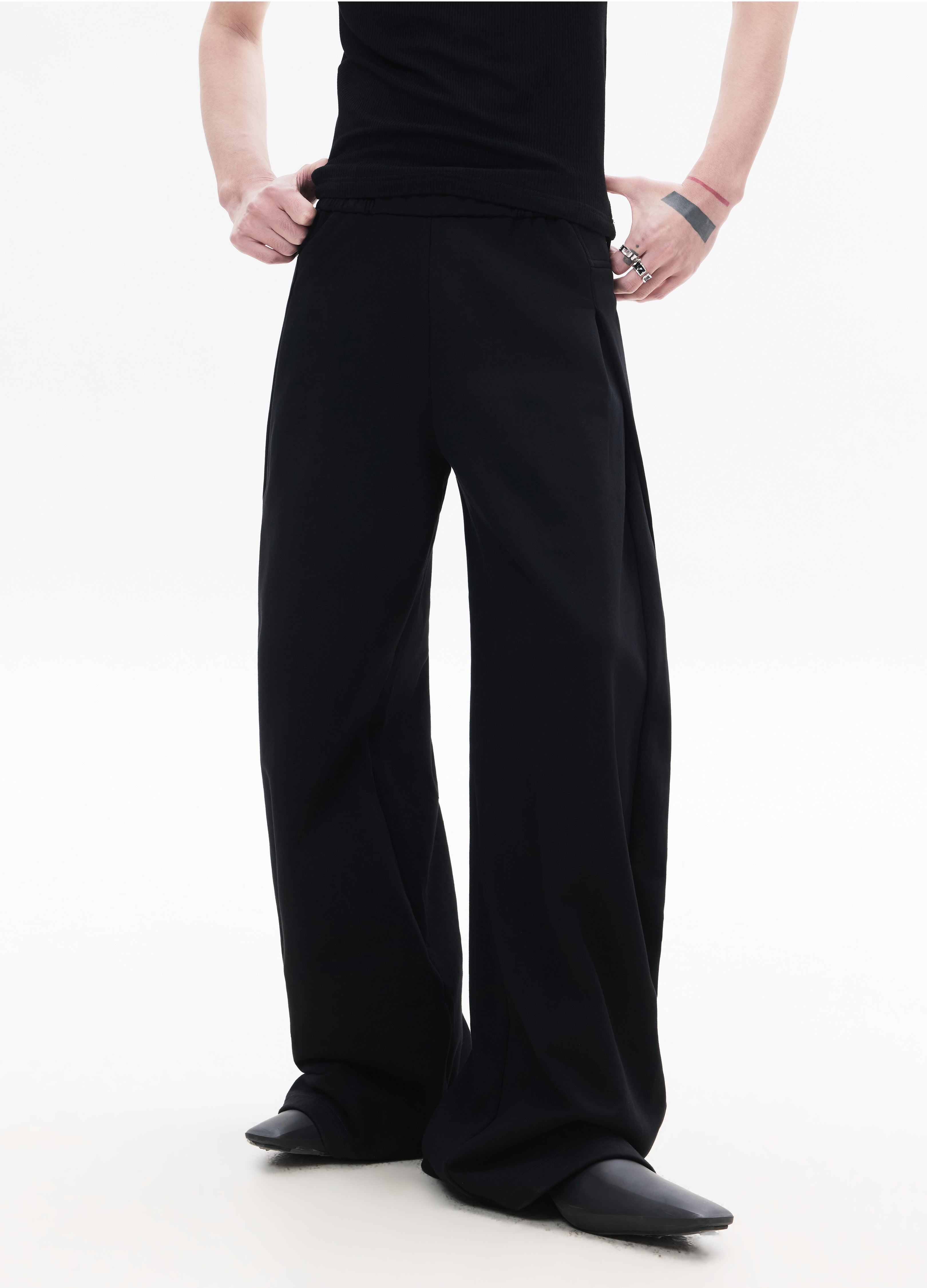 25FW BANANENSCHNITT WEITE HOSEN