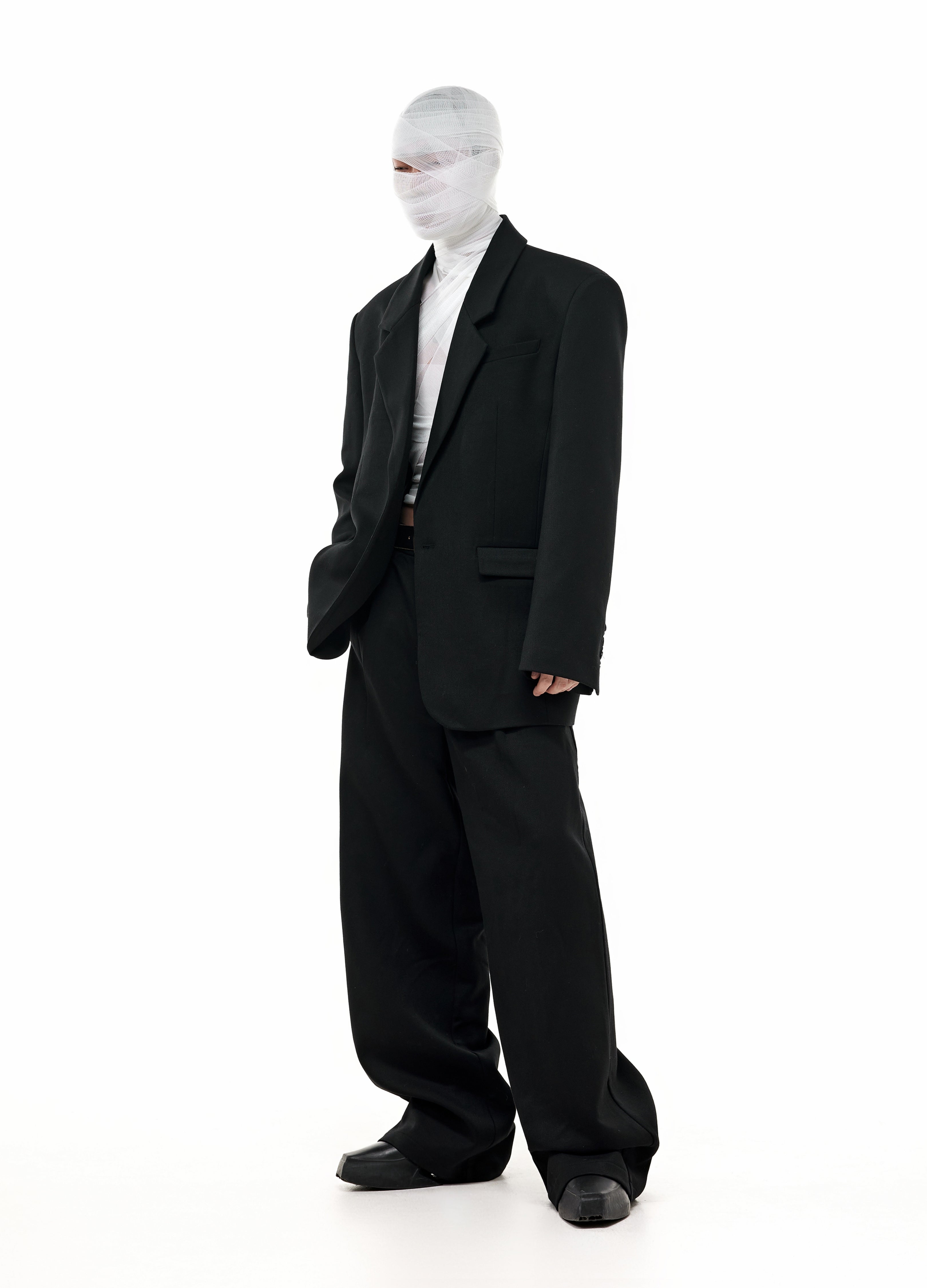 TENEBROUS WOOL SUIT