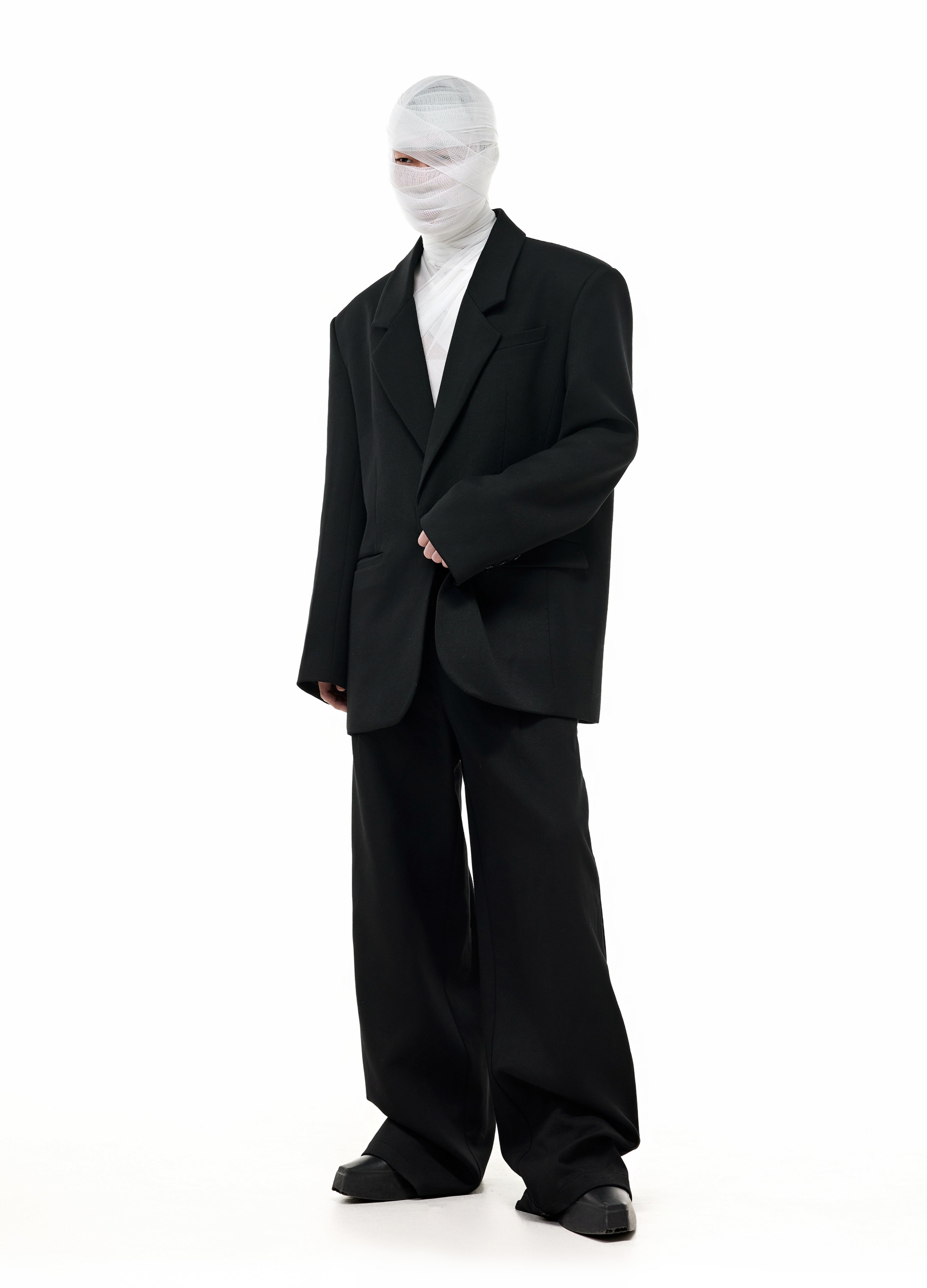 TENEBROUS WOOL SUIT