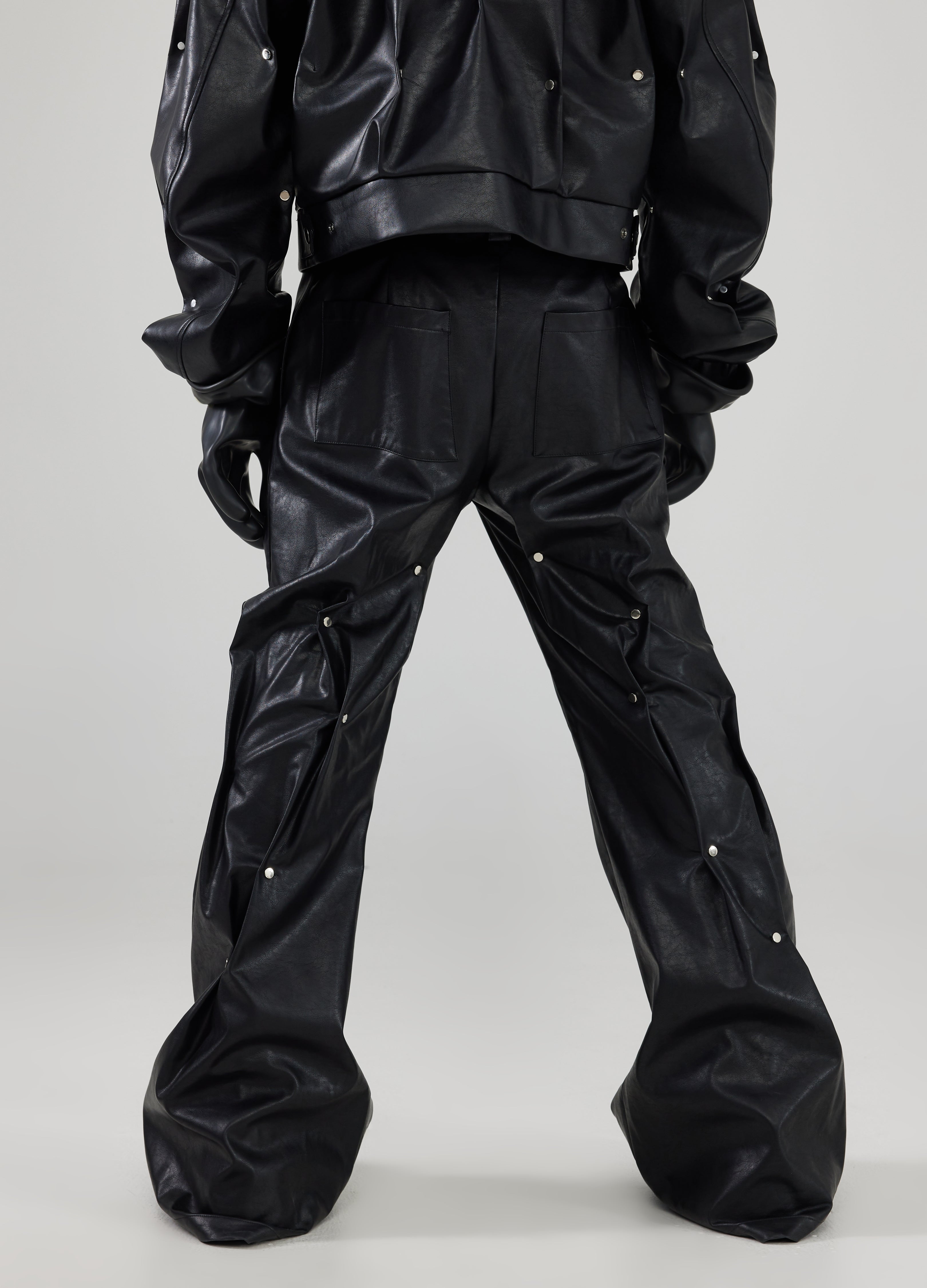 Pantaloni borchiati 24FW