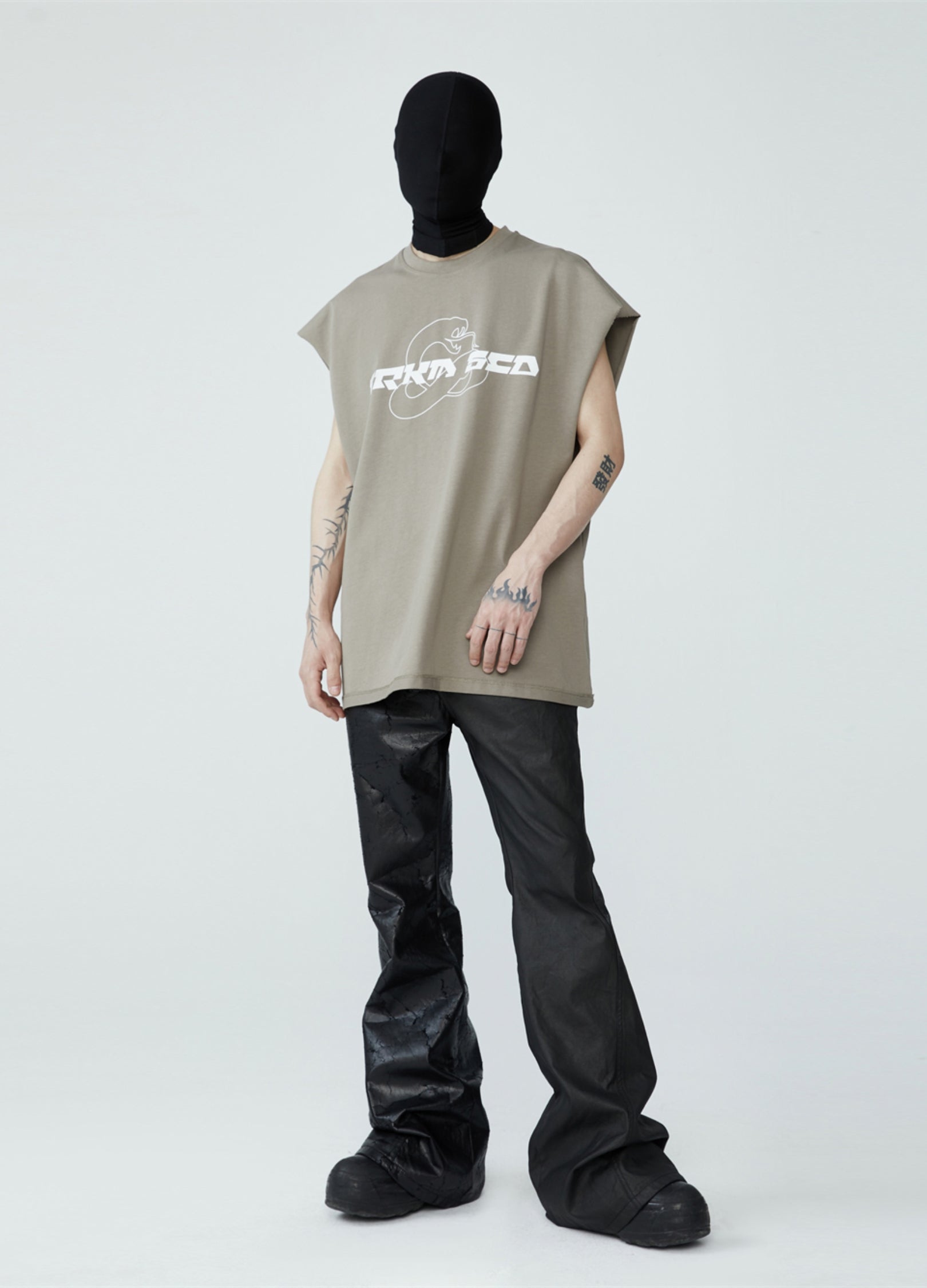 Top senza maniche Vanguard TM 23SS