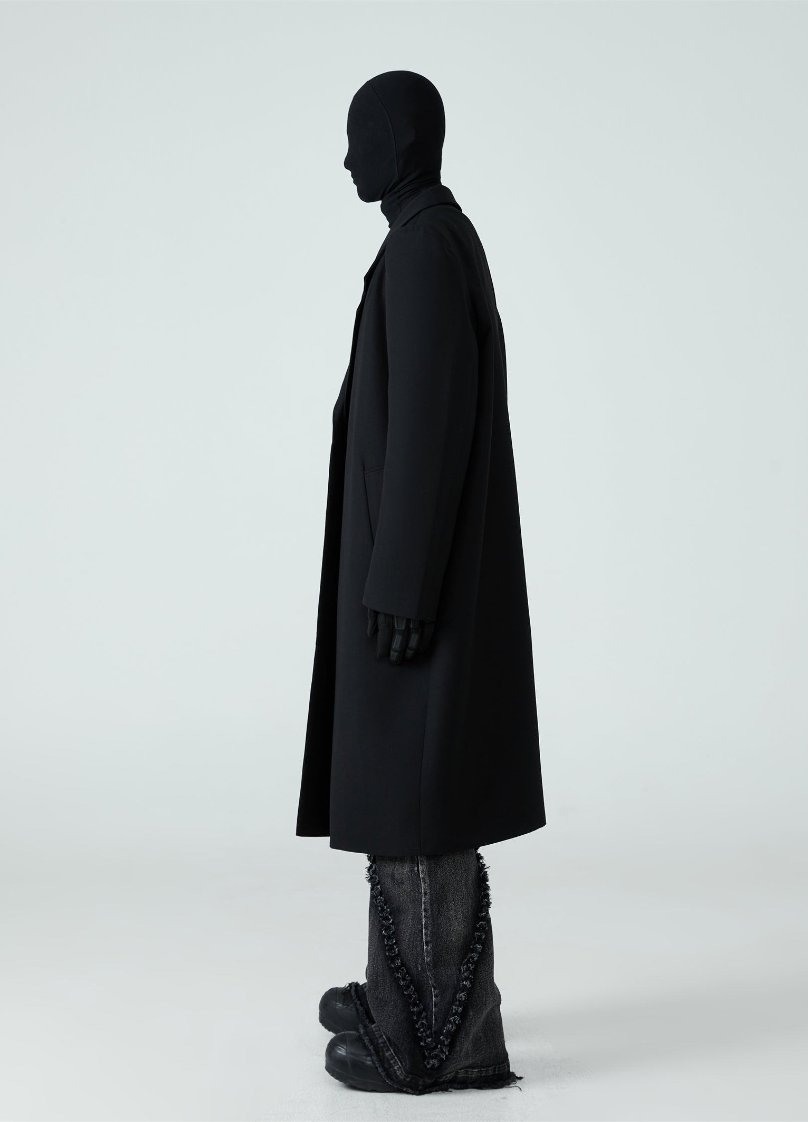 Cappotto antivento con spalle imbottite 23FW