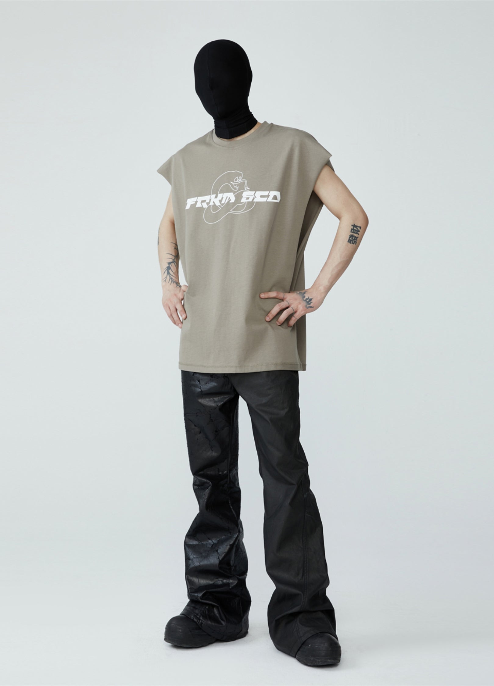 Top senza maniche Vanguard TM 23SS