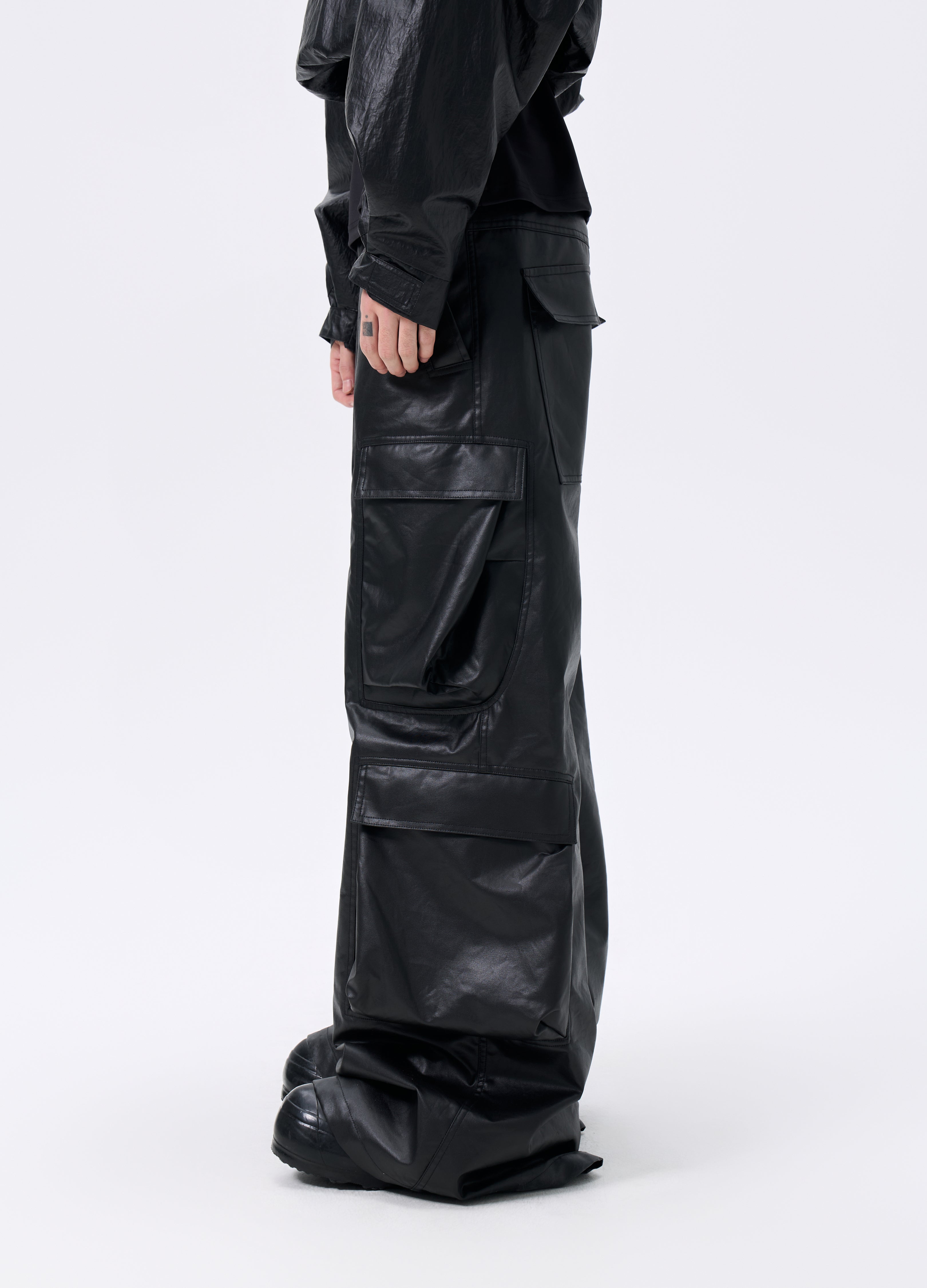 PANTALONI MULTI-CARGO RIVESTITI 25FW