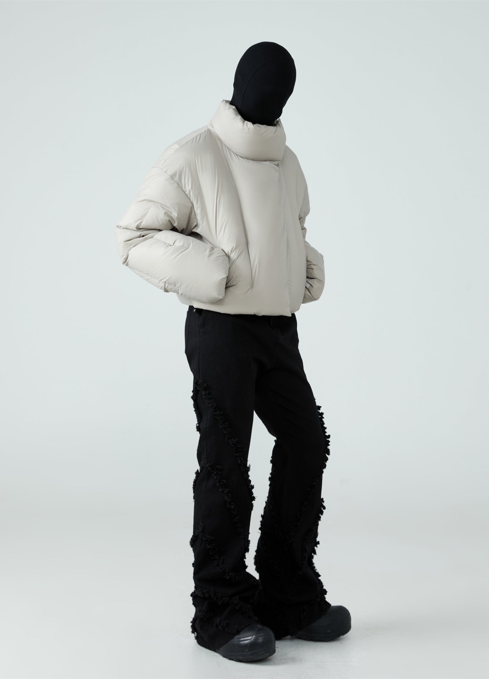 Giacca in piumino con patta diagonale 23FW