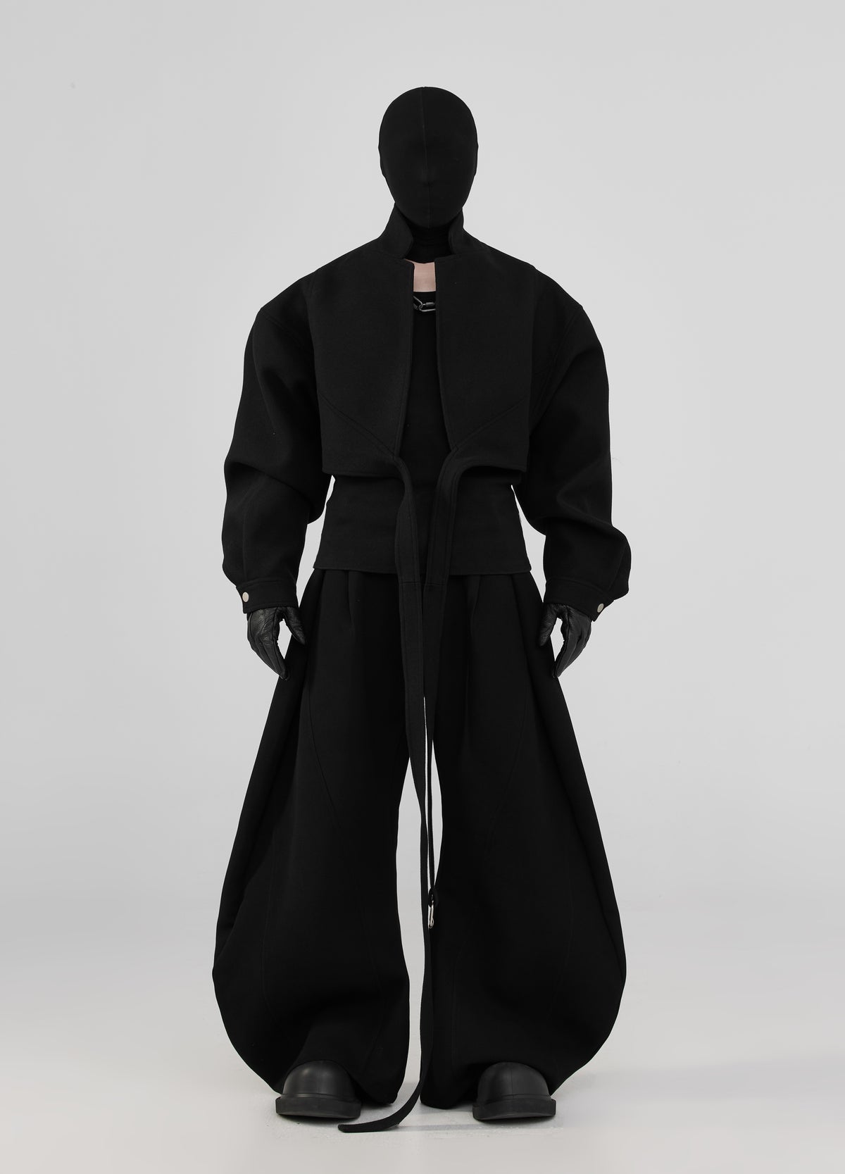 24FW Rogue Wrap-Around Cropped Jacket