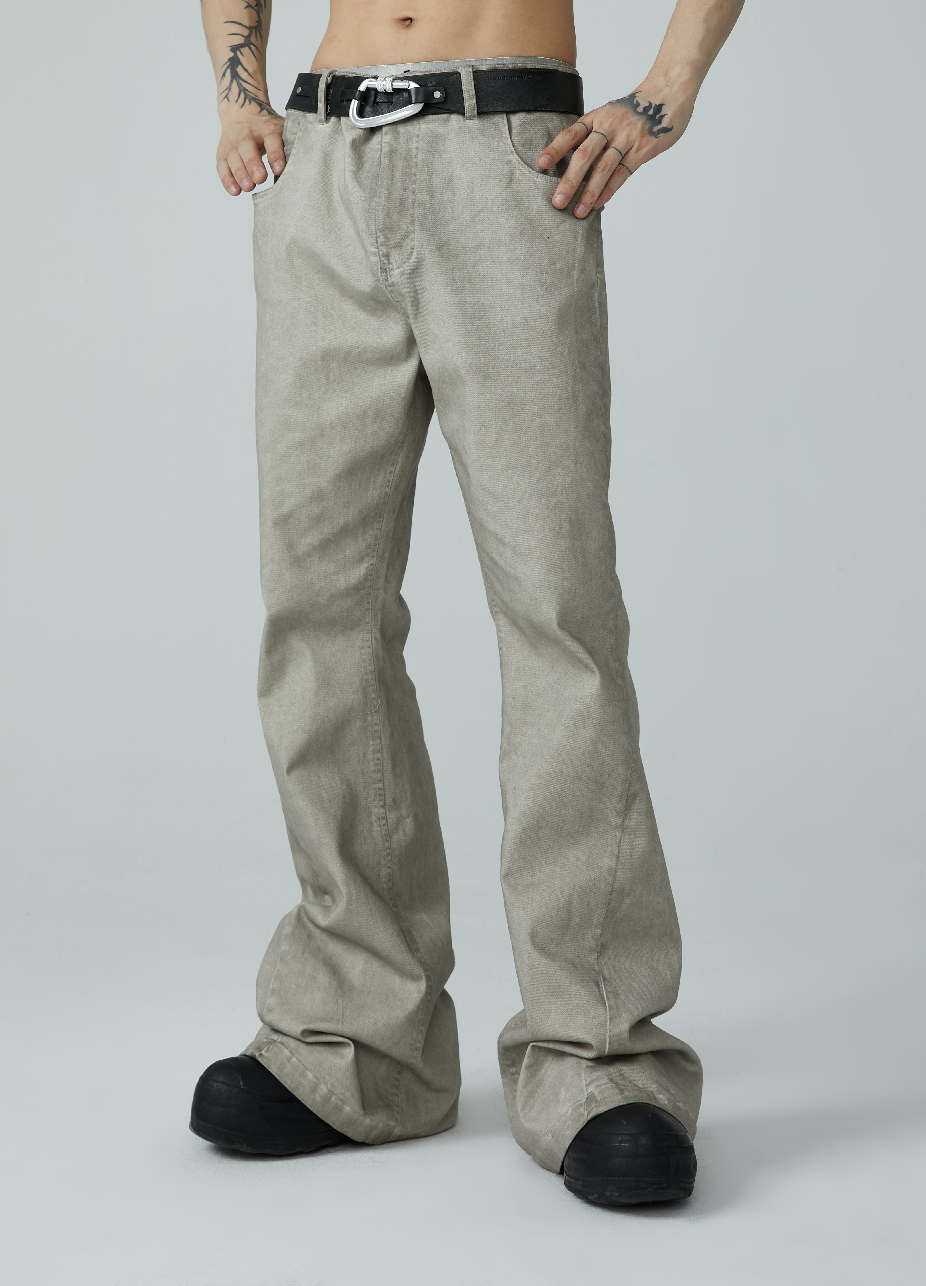 Pantaloni Metropolitan Muse 23SS