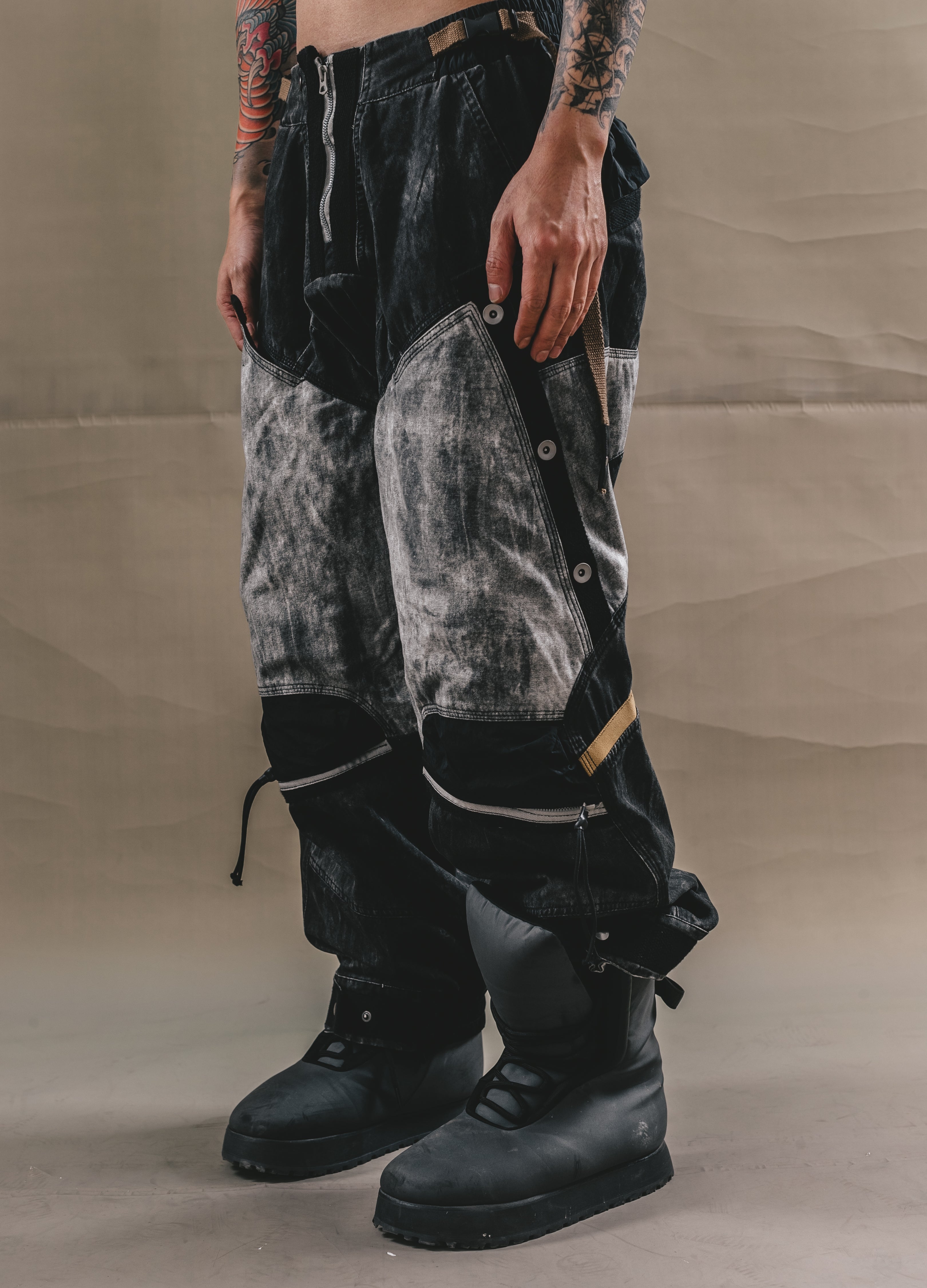 Pantaloni cargo Urban Commando