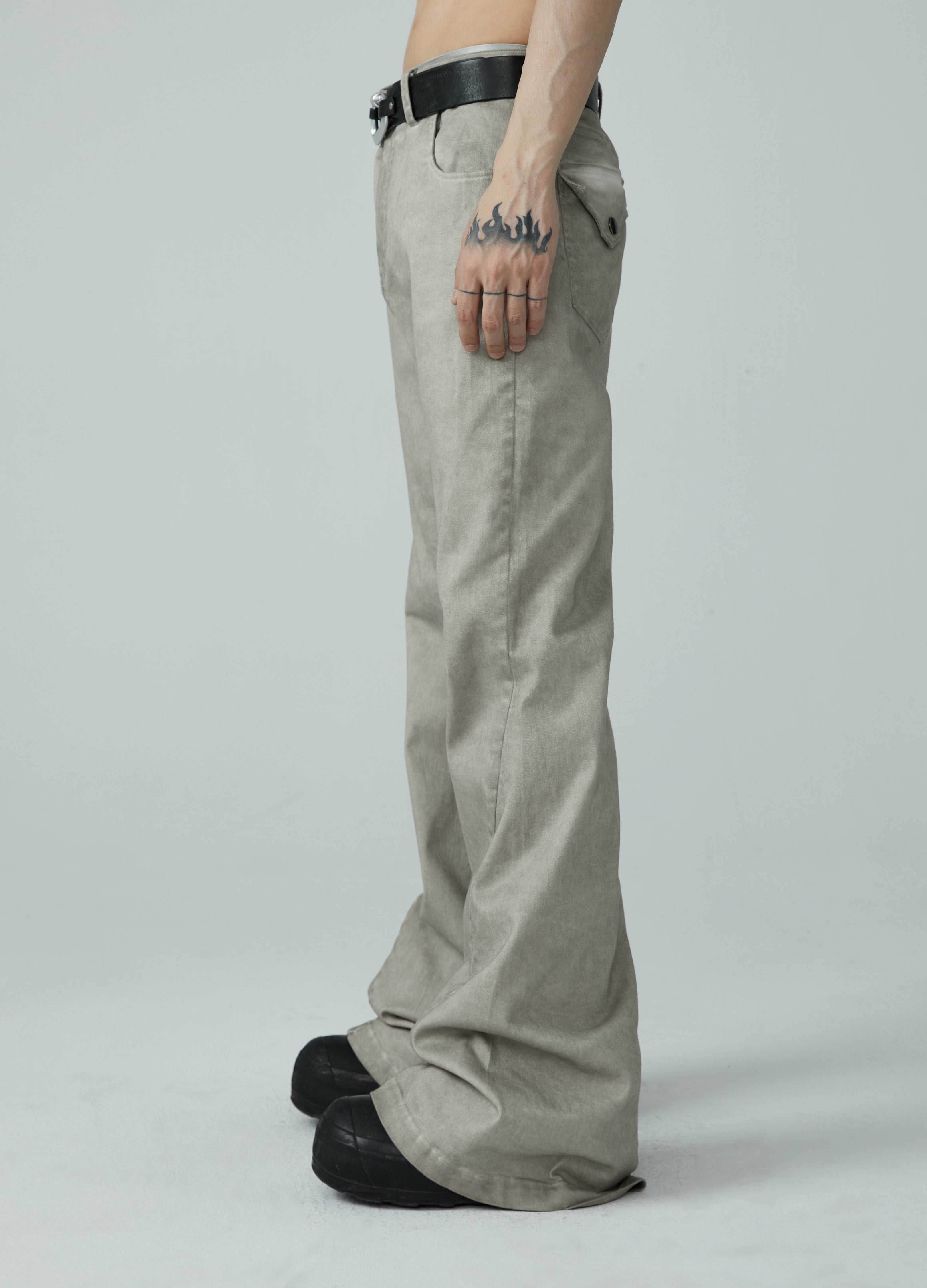 Pantaloni Metropolitan Muse 23SS