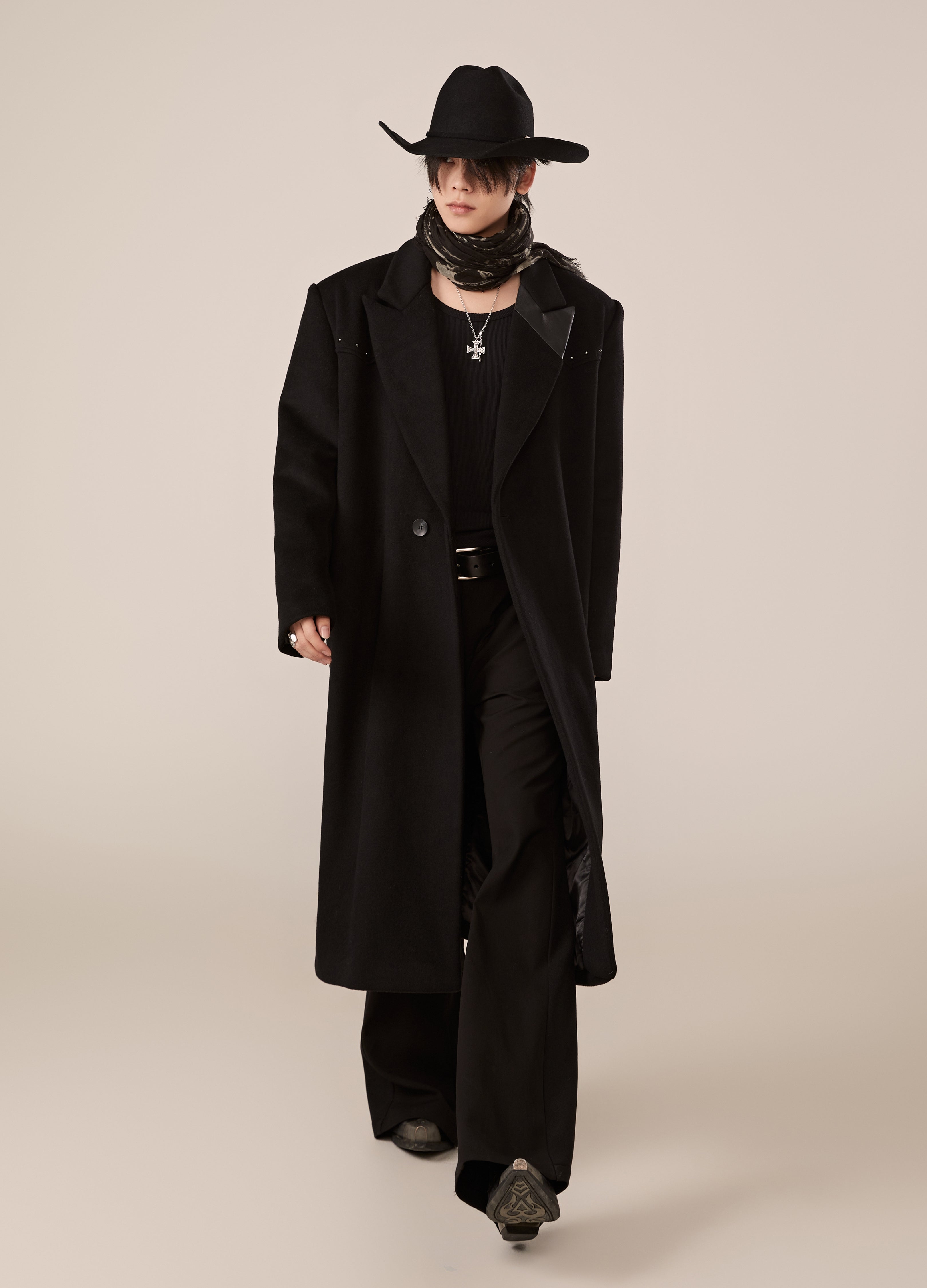DP PARADIS 23AW "VAMPIRE" Cappotto con rivetti bifacciali
