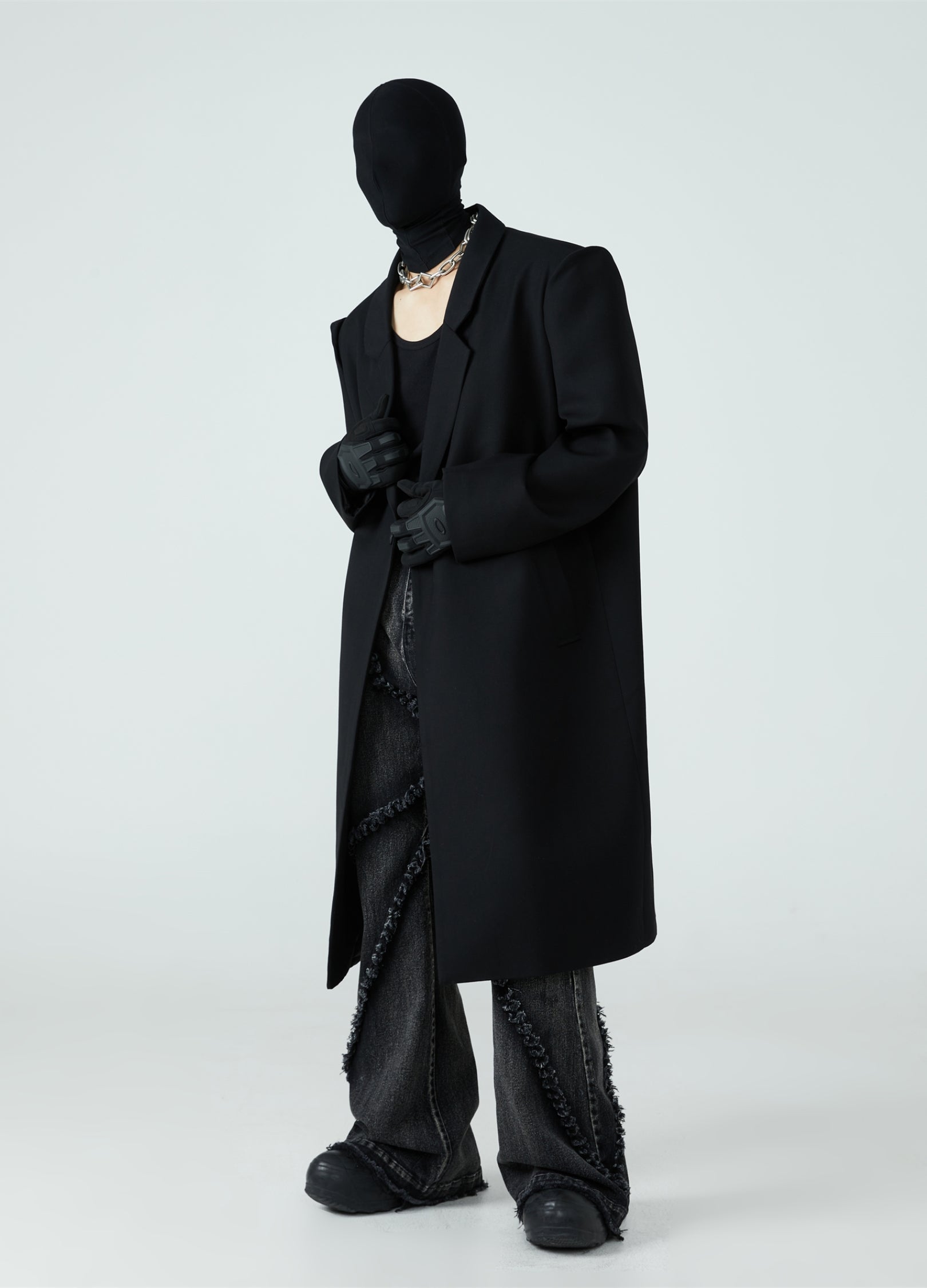 Cappotto antivento con spalle imbottite 23FW