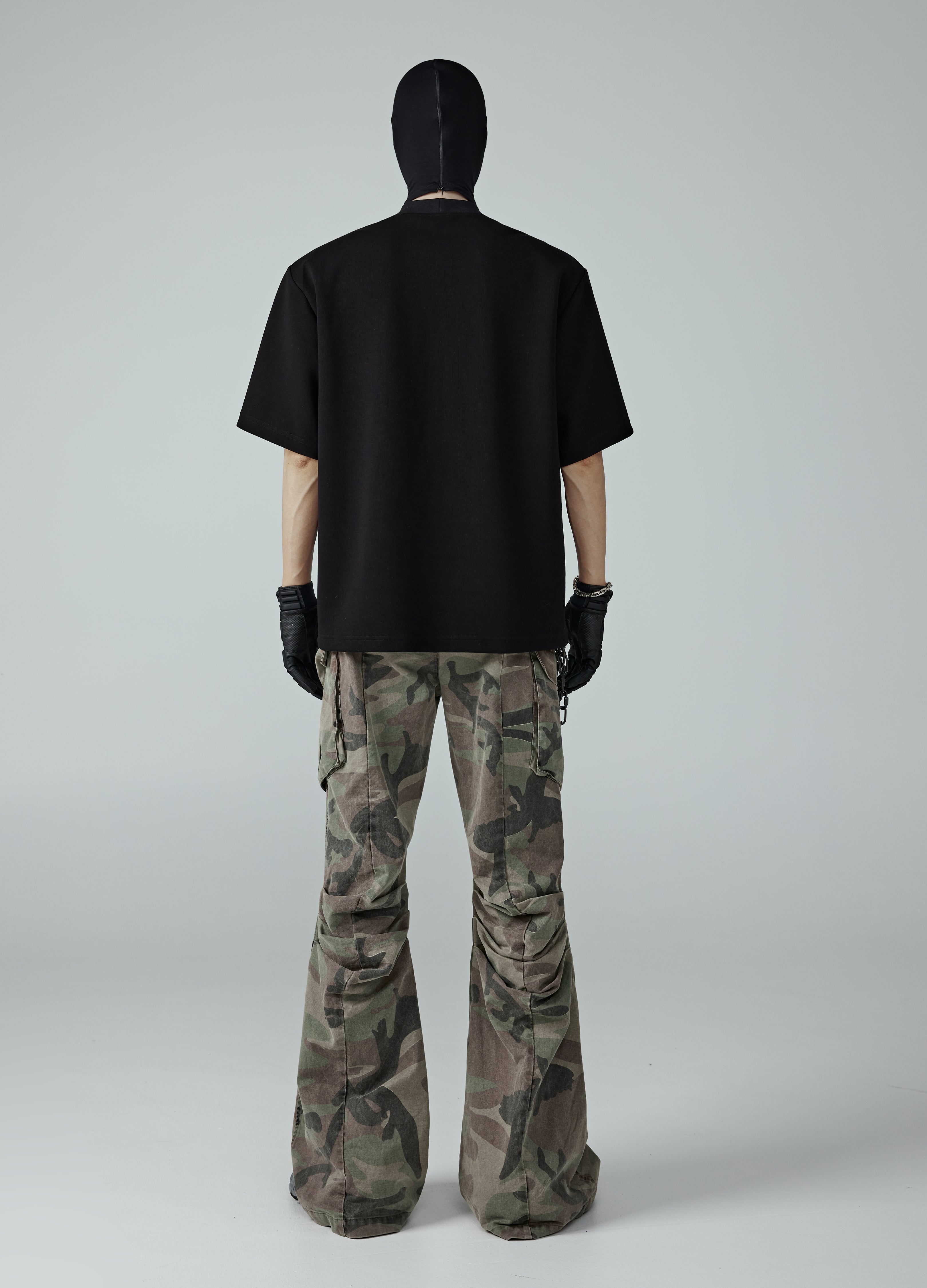 Maglietta con scollo a V e spalline staccabili 24SS