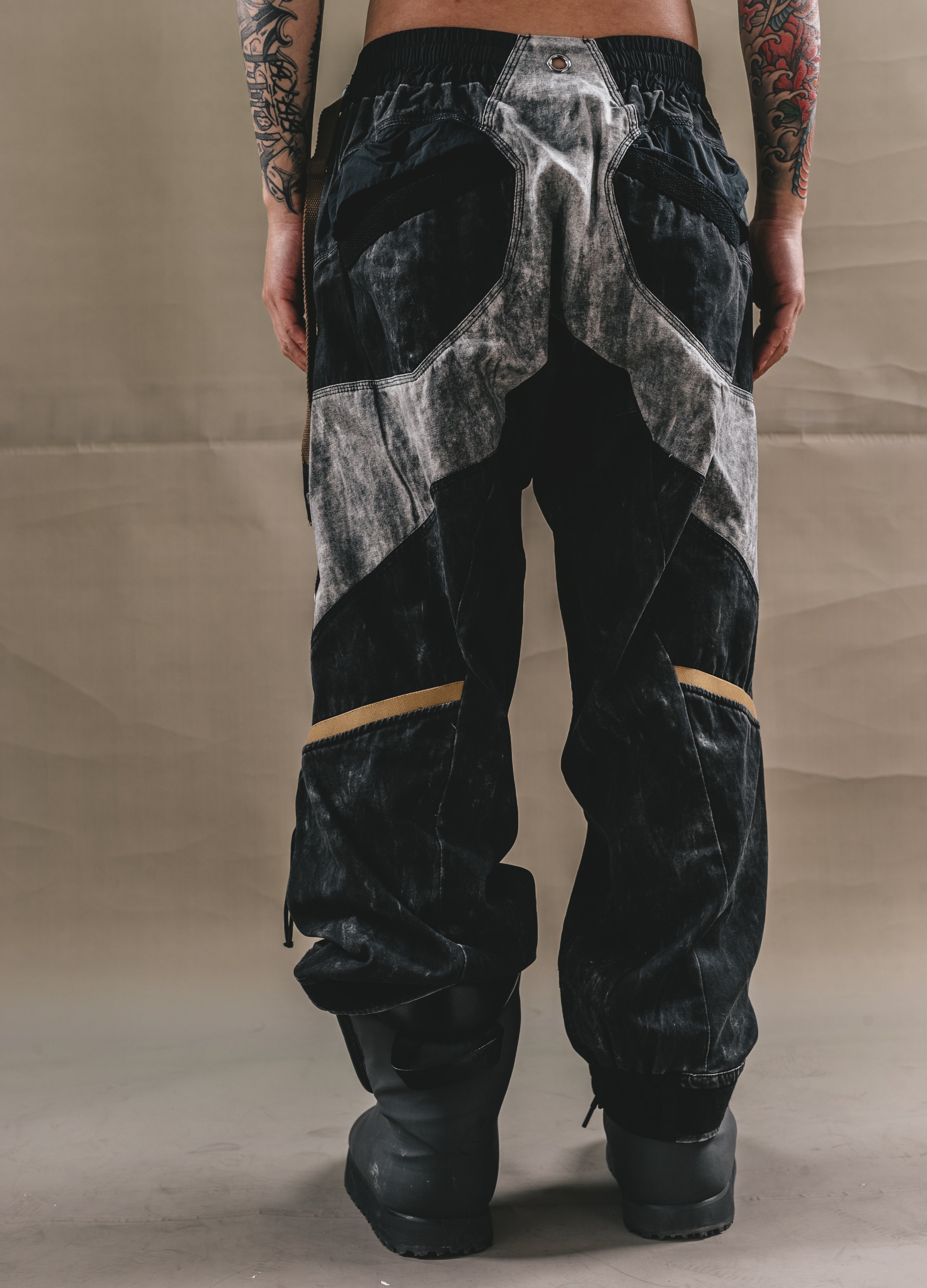 Pantaloni cargo Urban Commando