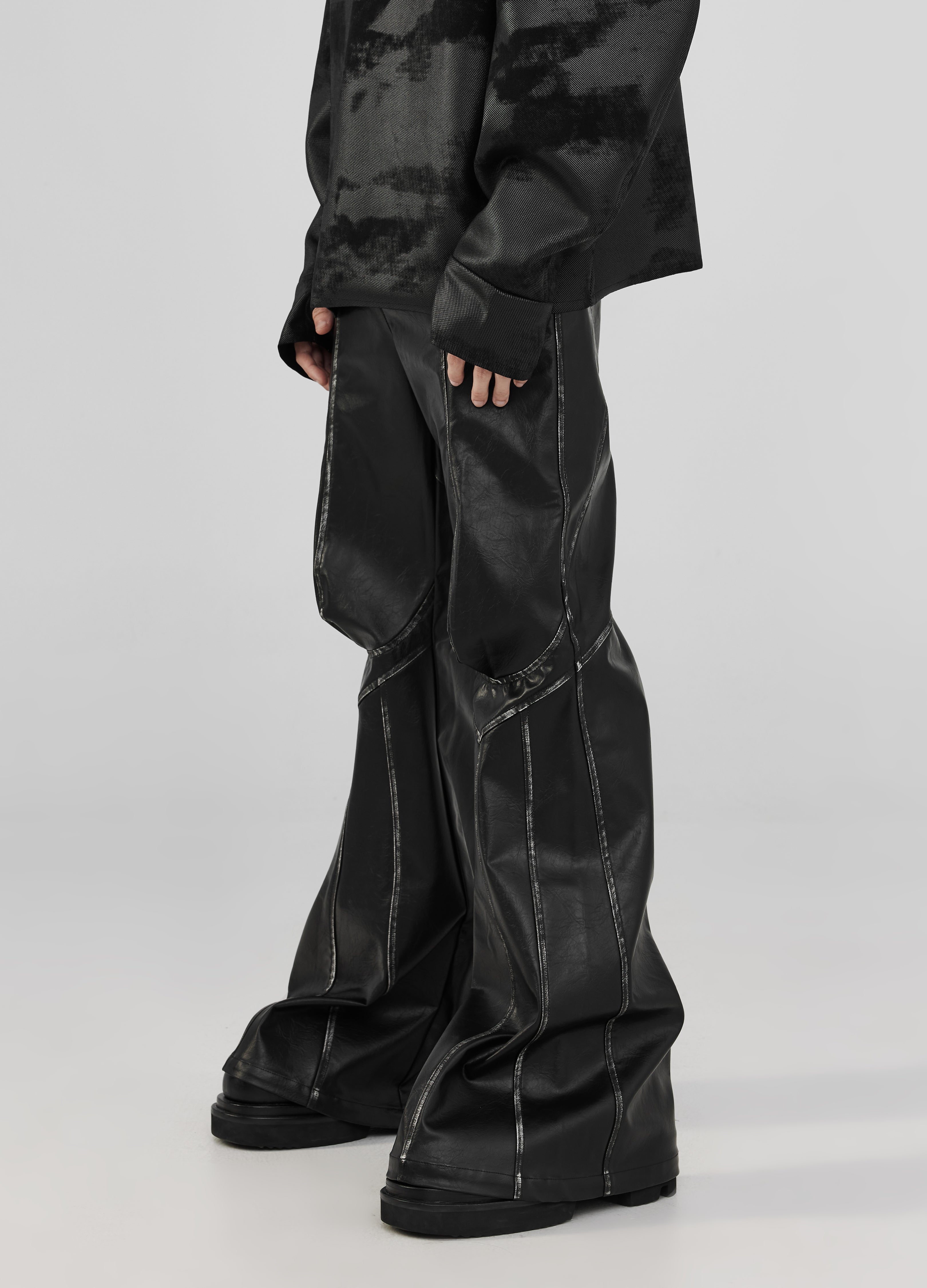 Pantaloni a pannello 24FW