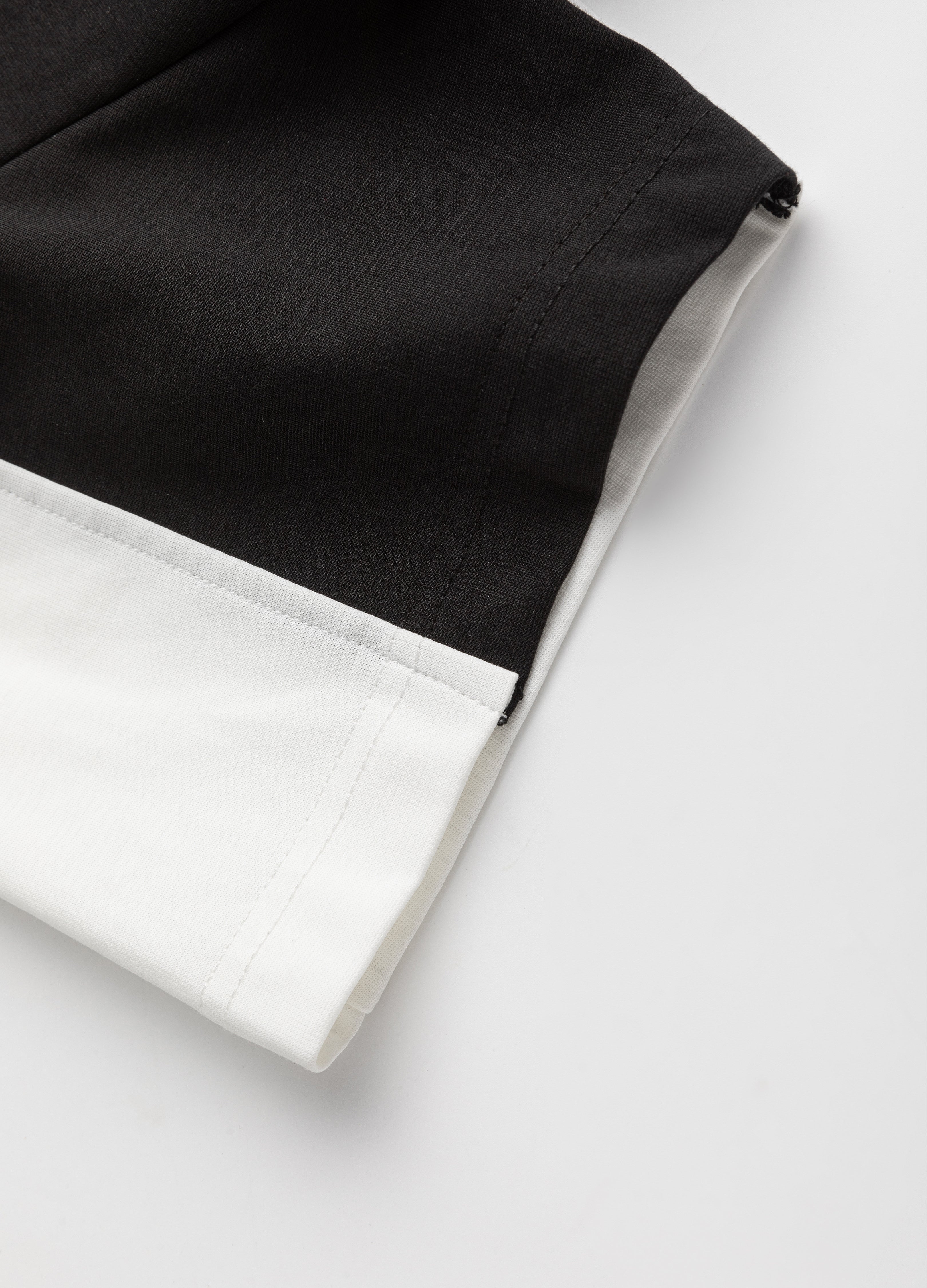 Maglietta Jin & Jang a strati finti 23FW