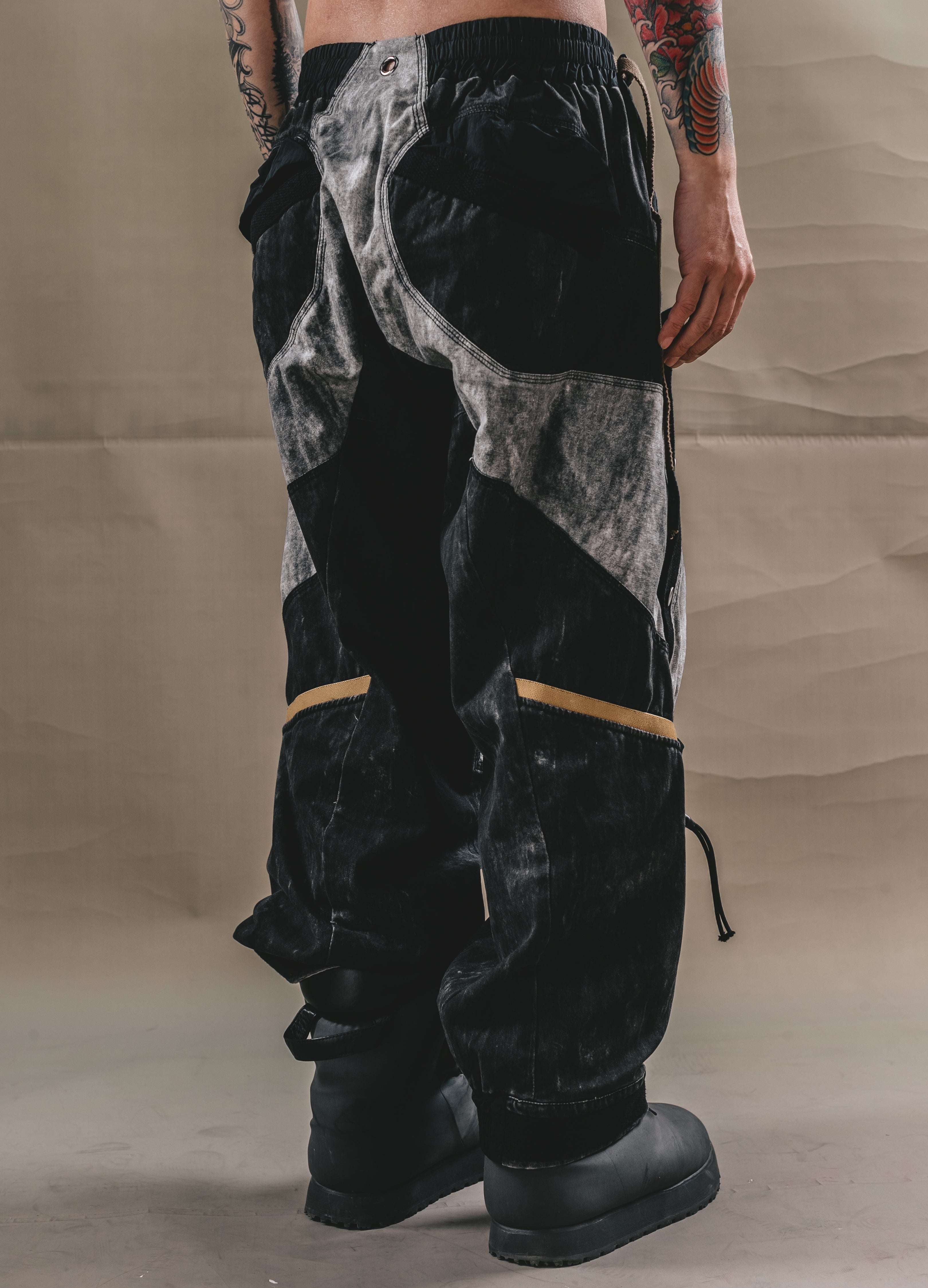 Pantaloni cargo Urban Commando