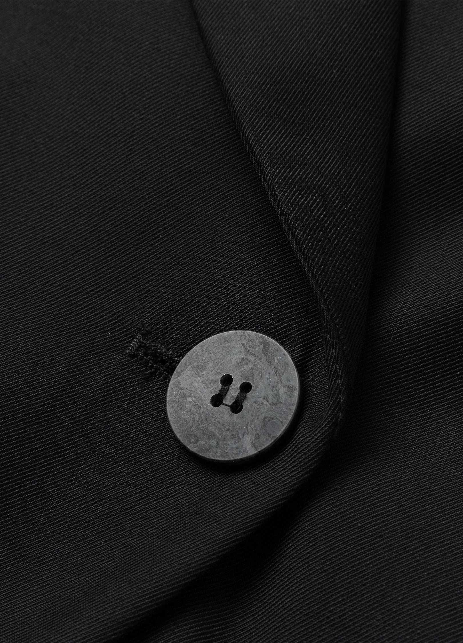 Cappotto elegante asimmetrico 23SS