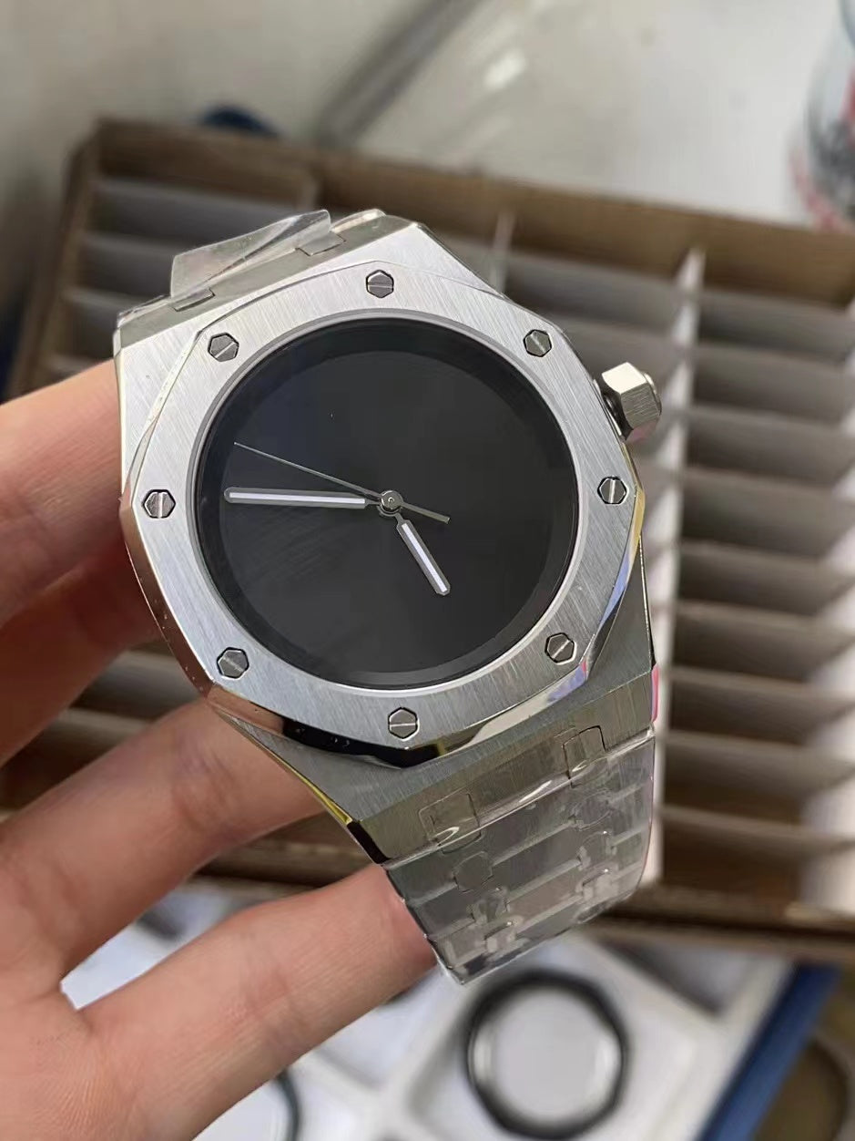 Orologio in acciaio senza tempo 22SS