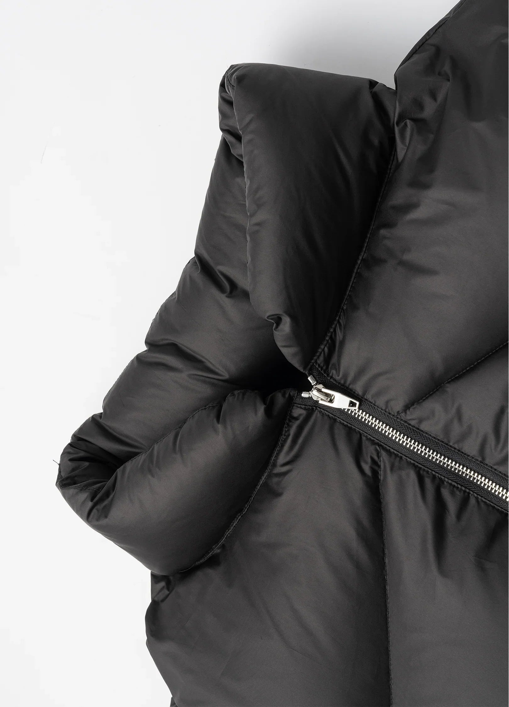 23FW High Collar Haven Jacket