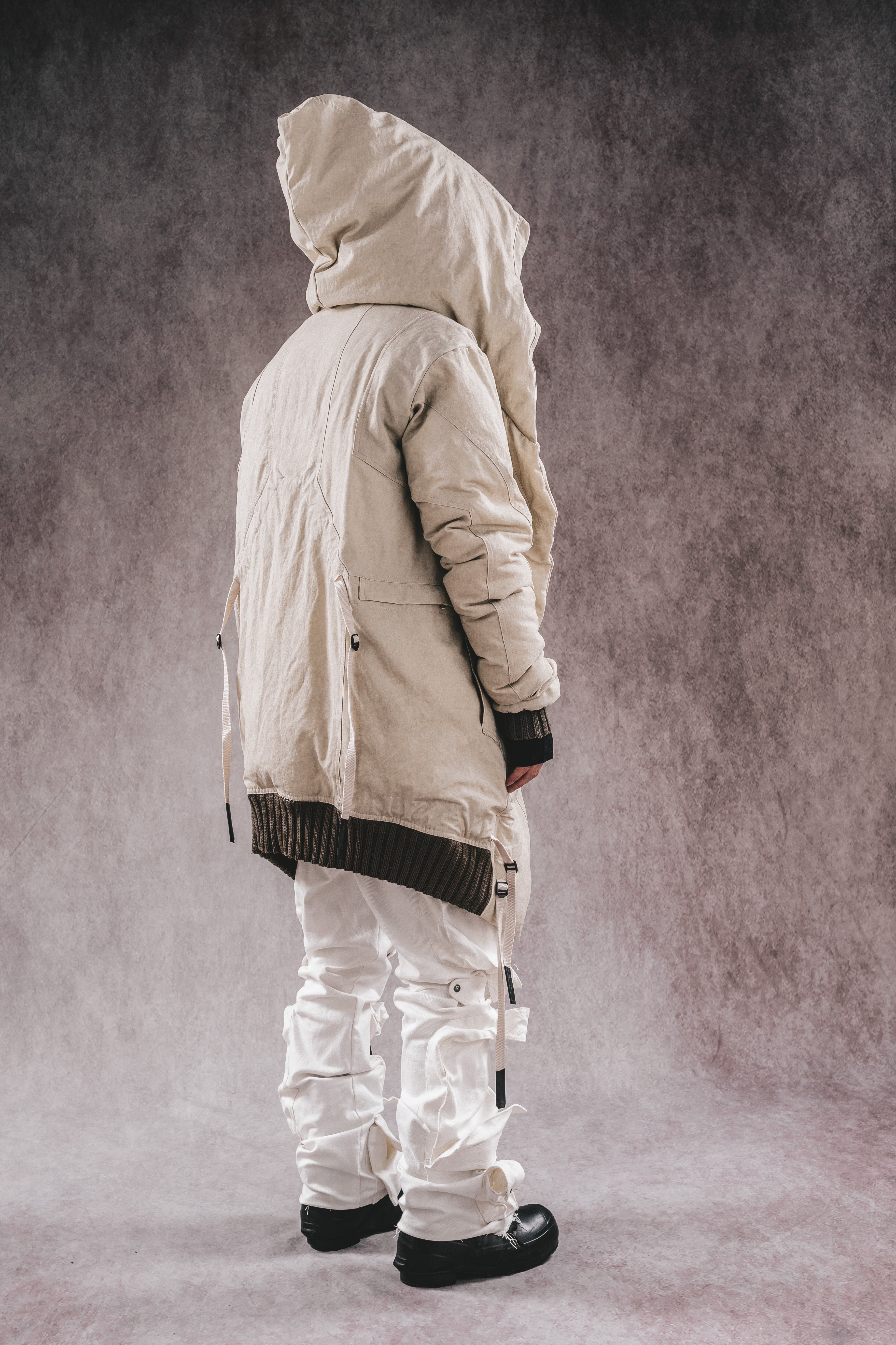 FELPA CON CAPPUCCIO IMBOTTITA DRKLEI ICEFIELD WIZARD