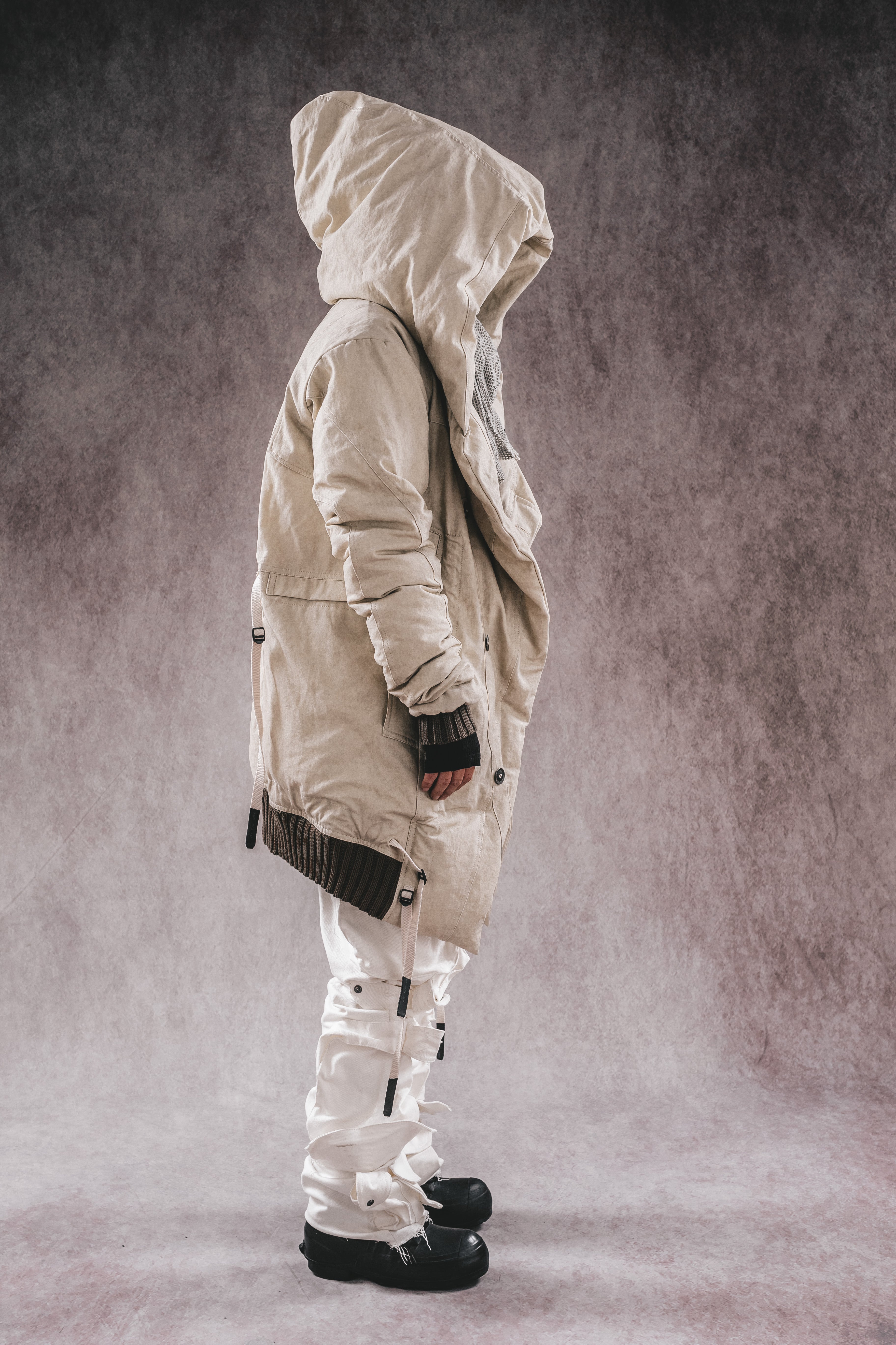 FELPA CON CAPPUCCIO IMBOTTITA DRKLEI ICEFIELD WIZARD