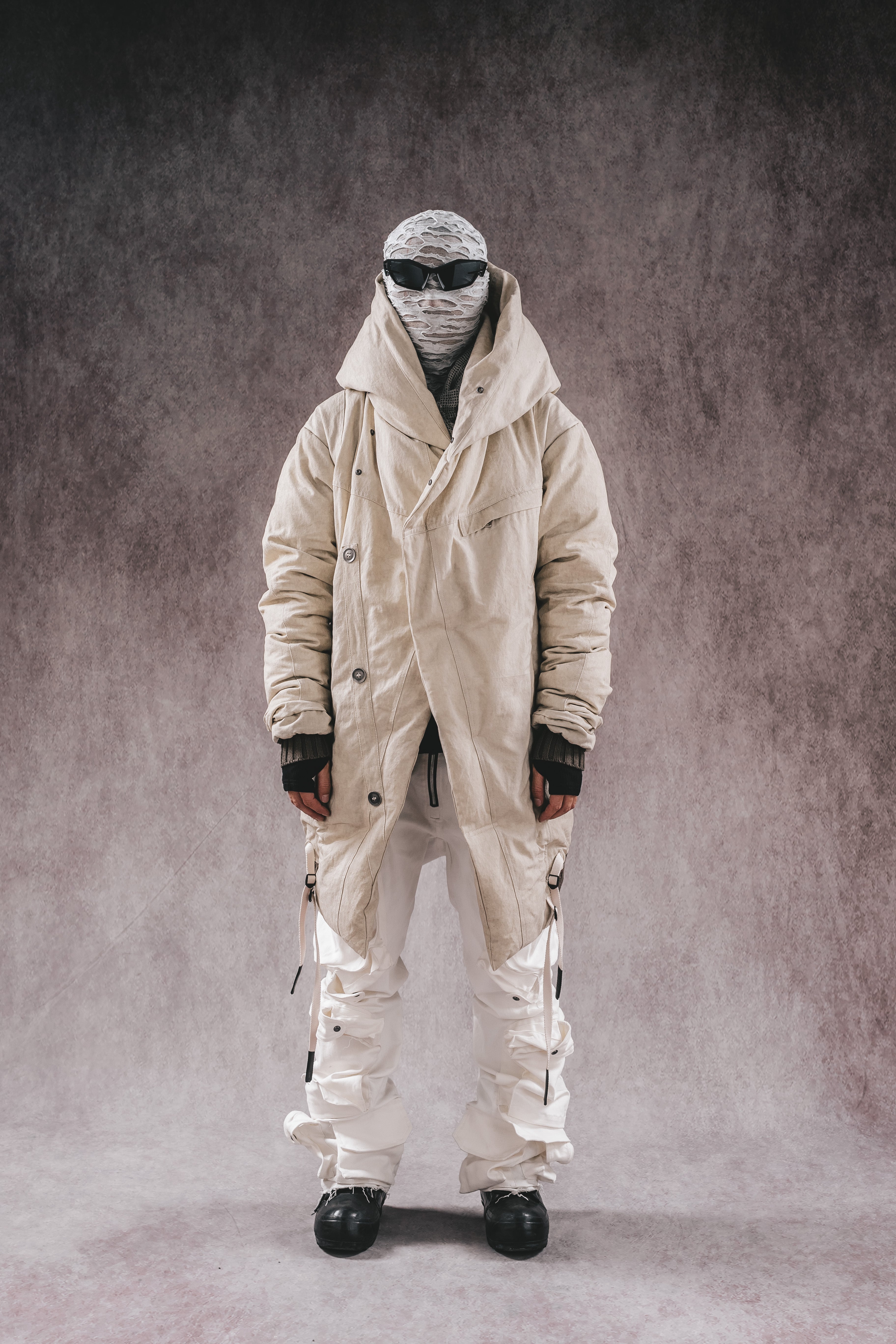 FELPA CON CAPPUCCIO IMBOTTITA DRKLEI ICEFIELD WIZARD